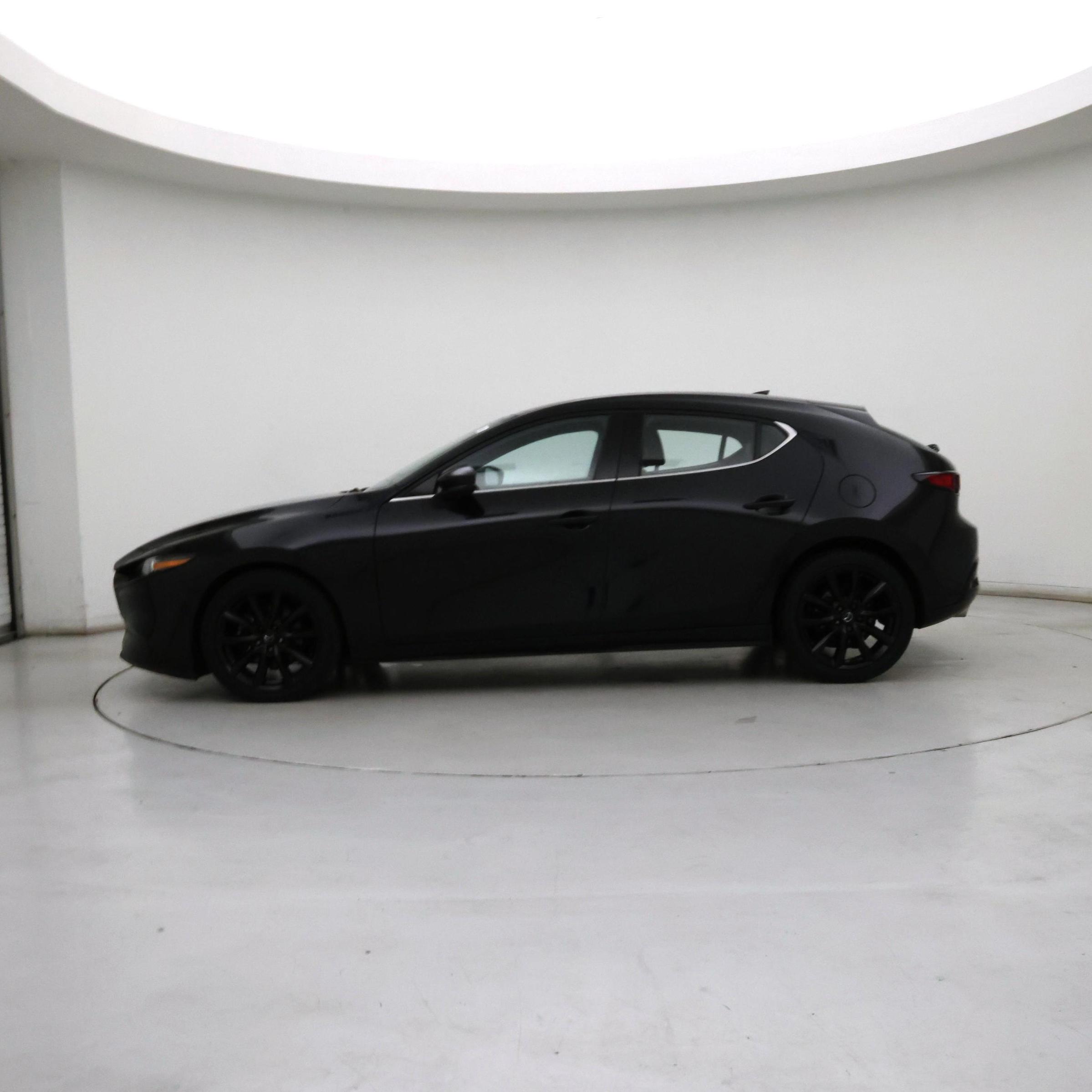 Thumbnail: 2019 Mazda Mazda3 - 3