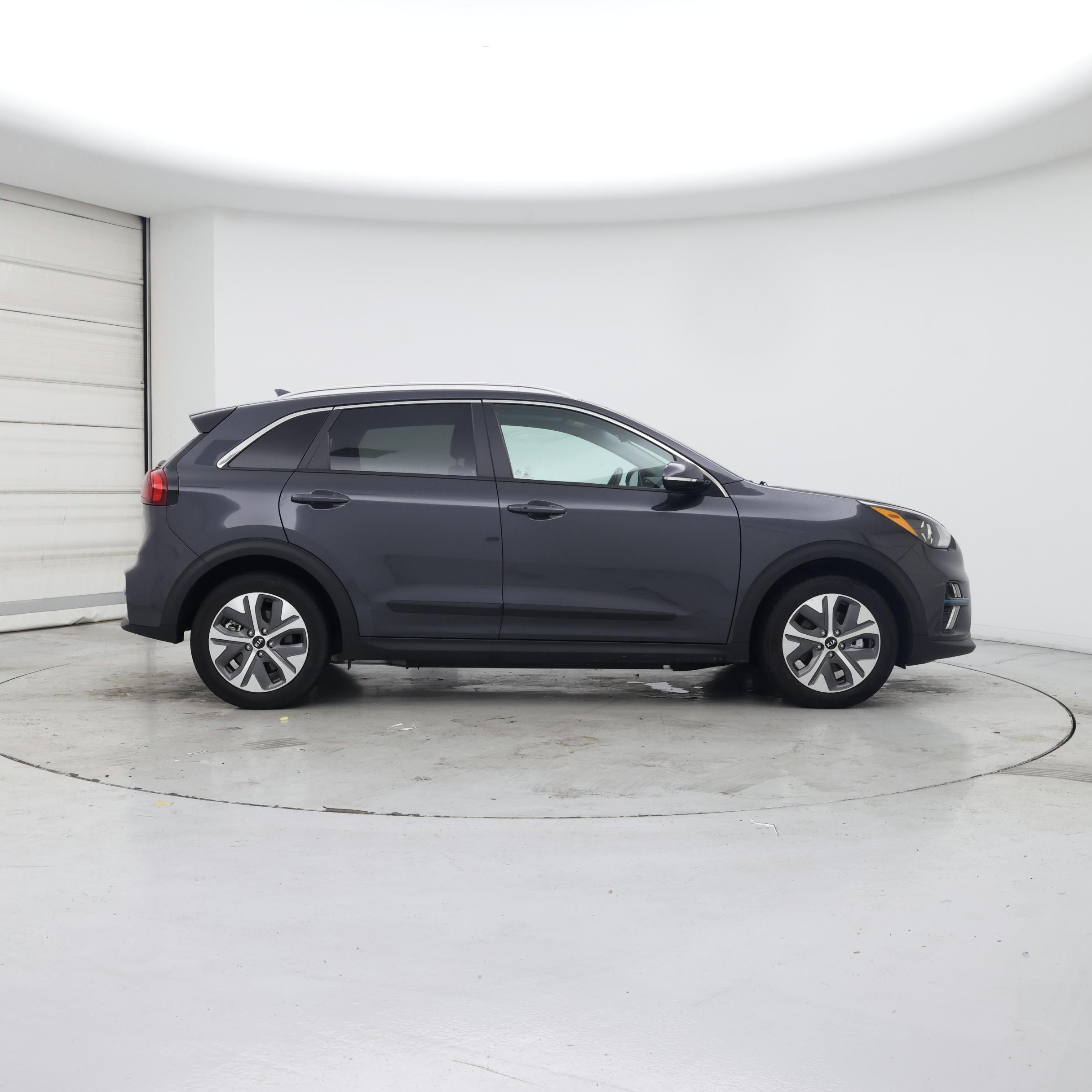 Thumbnail: 2020 Kia Niro - 7