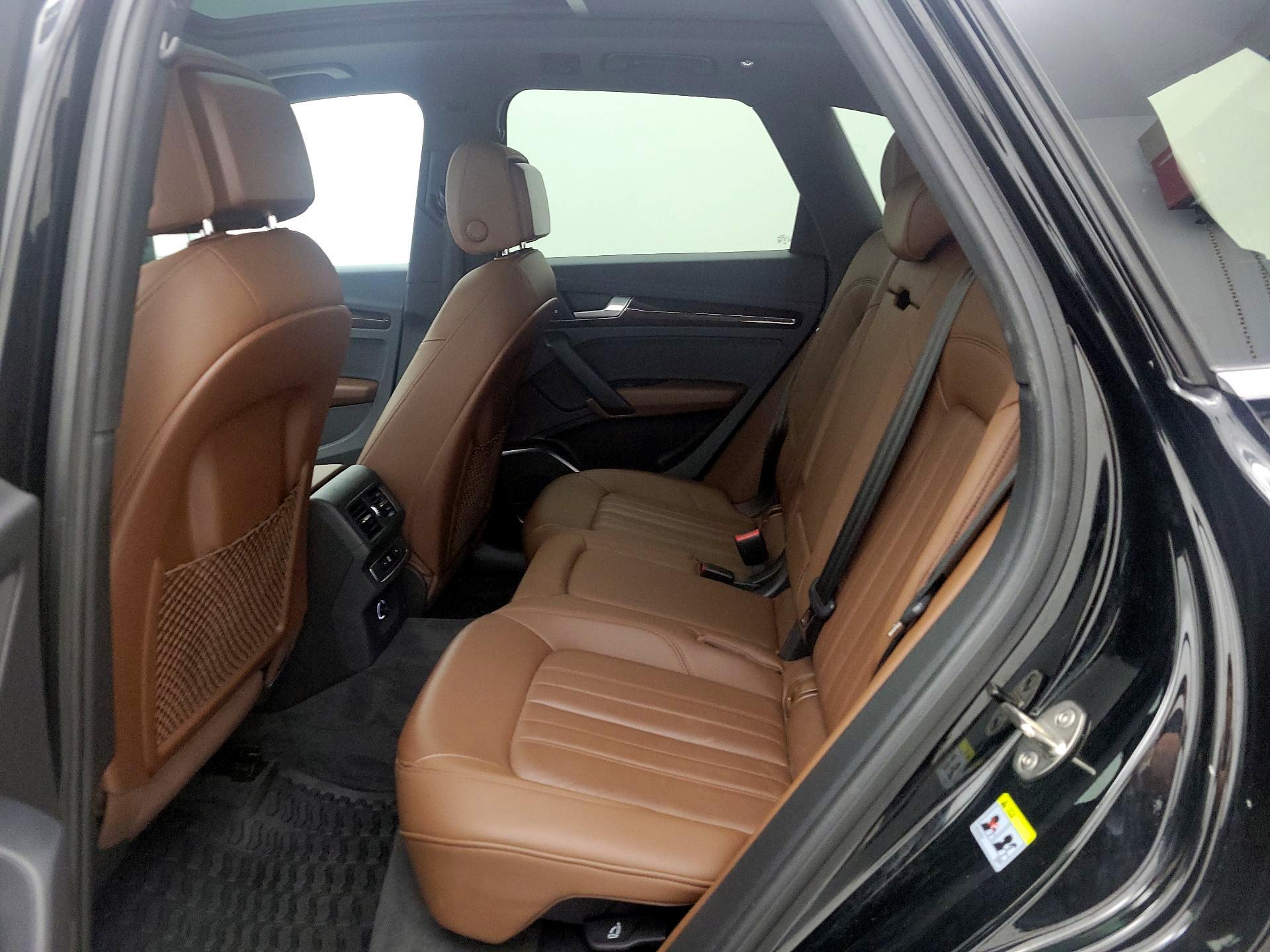 Thumbnail: 2020 Audi Q5 - 20
