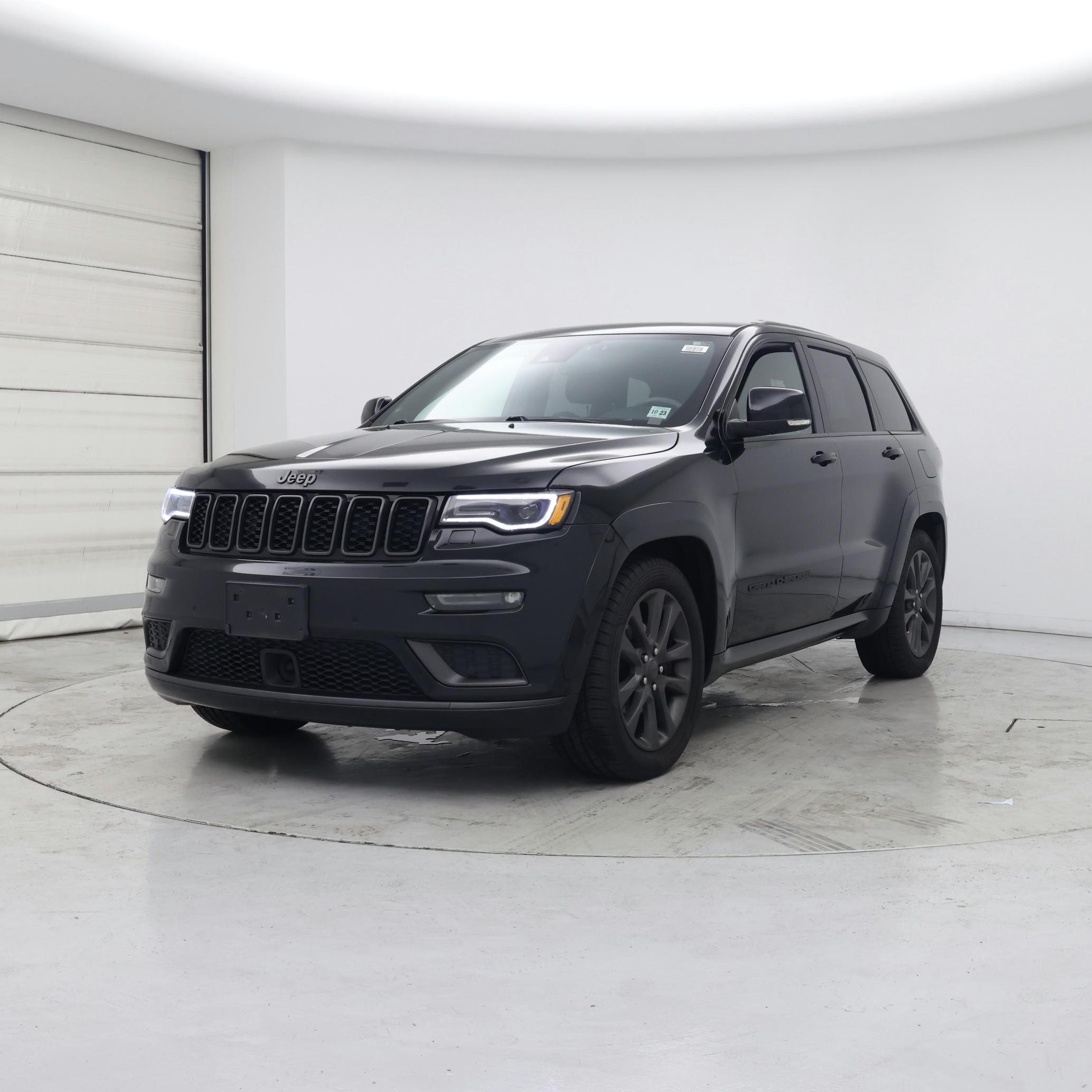 Thumbnail: 2018 Jeep Grand Cherokee - 4