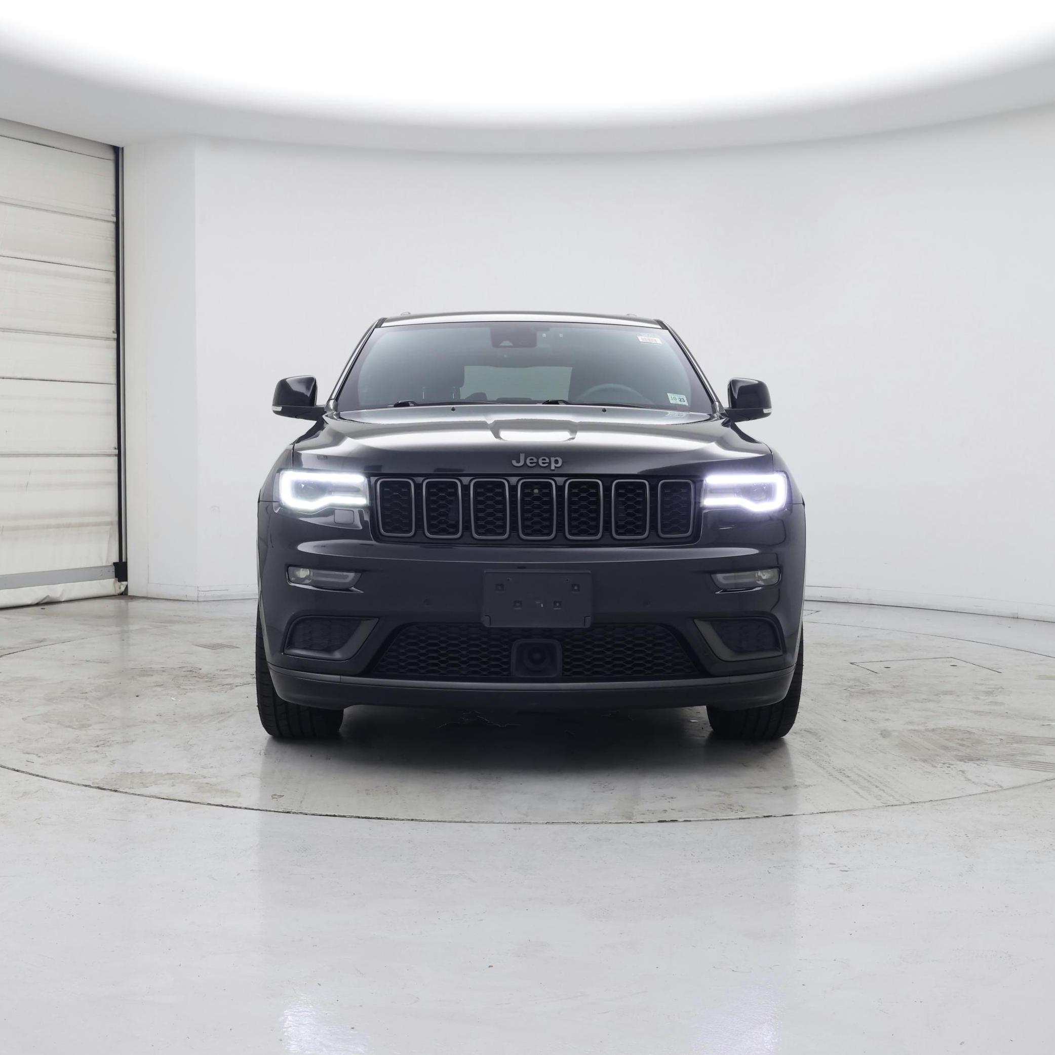 Thumbnail: 2018 Jeep Grand Cherokee - 5