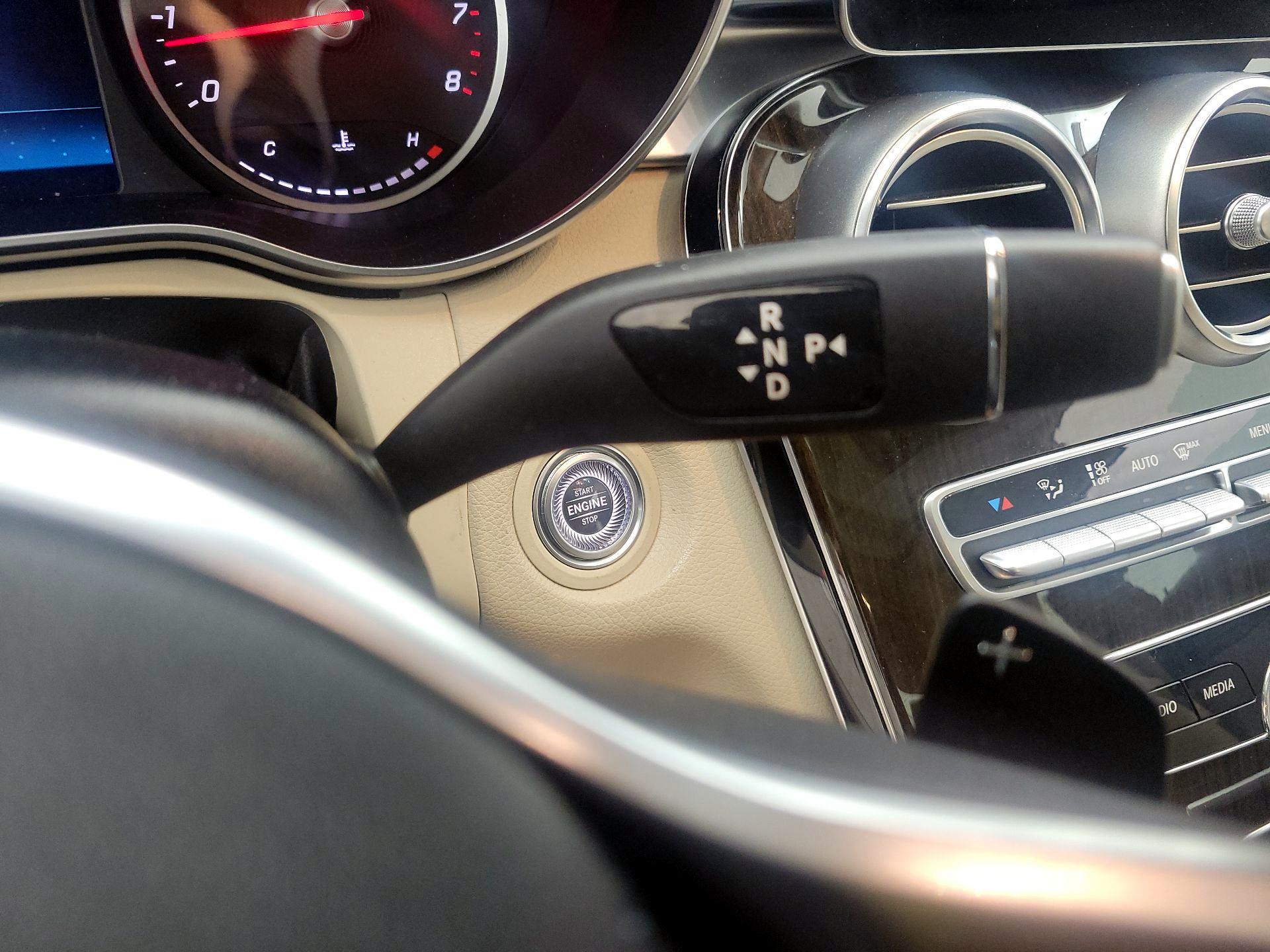 Thumbnail: 2019 Mercedes-Benz C-Class - 18