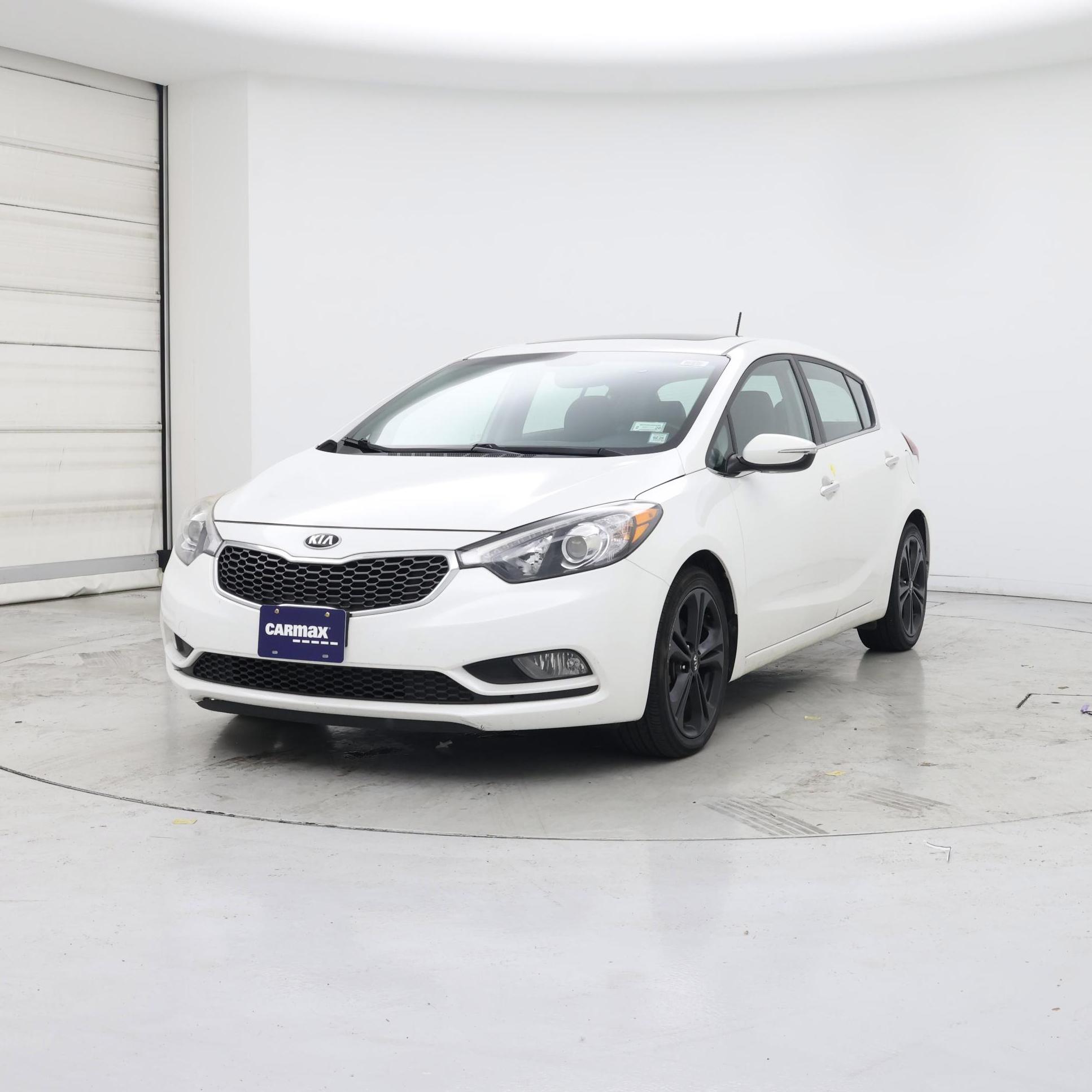 Thumbnail: 2016 Kia Forte - 4