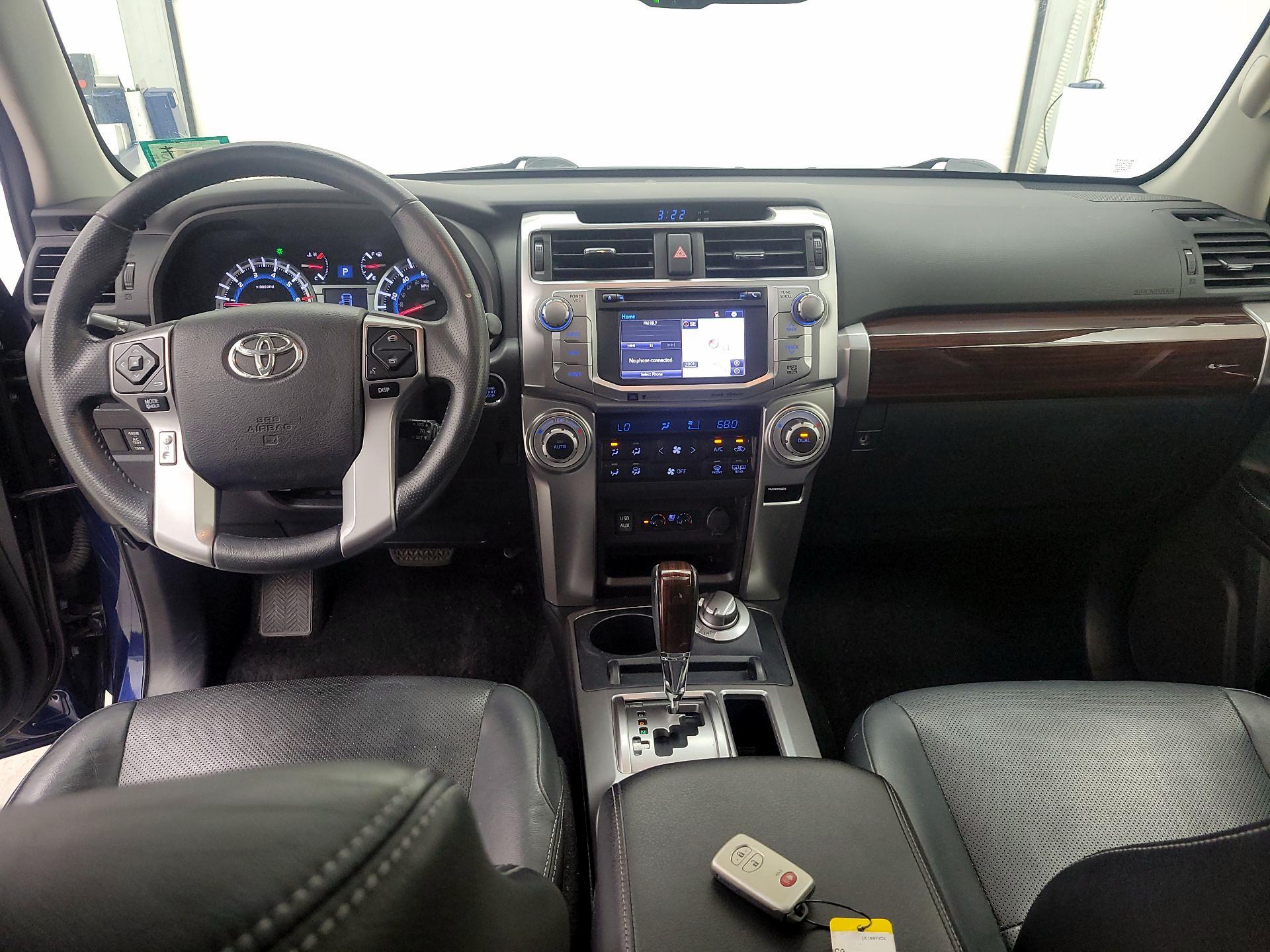 Thumbnail: 2016 Toyota 4Runner - 9