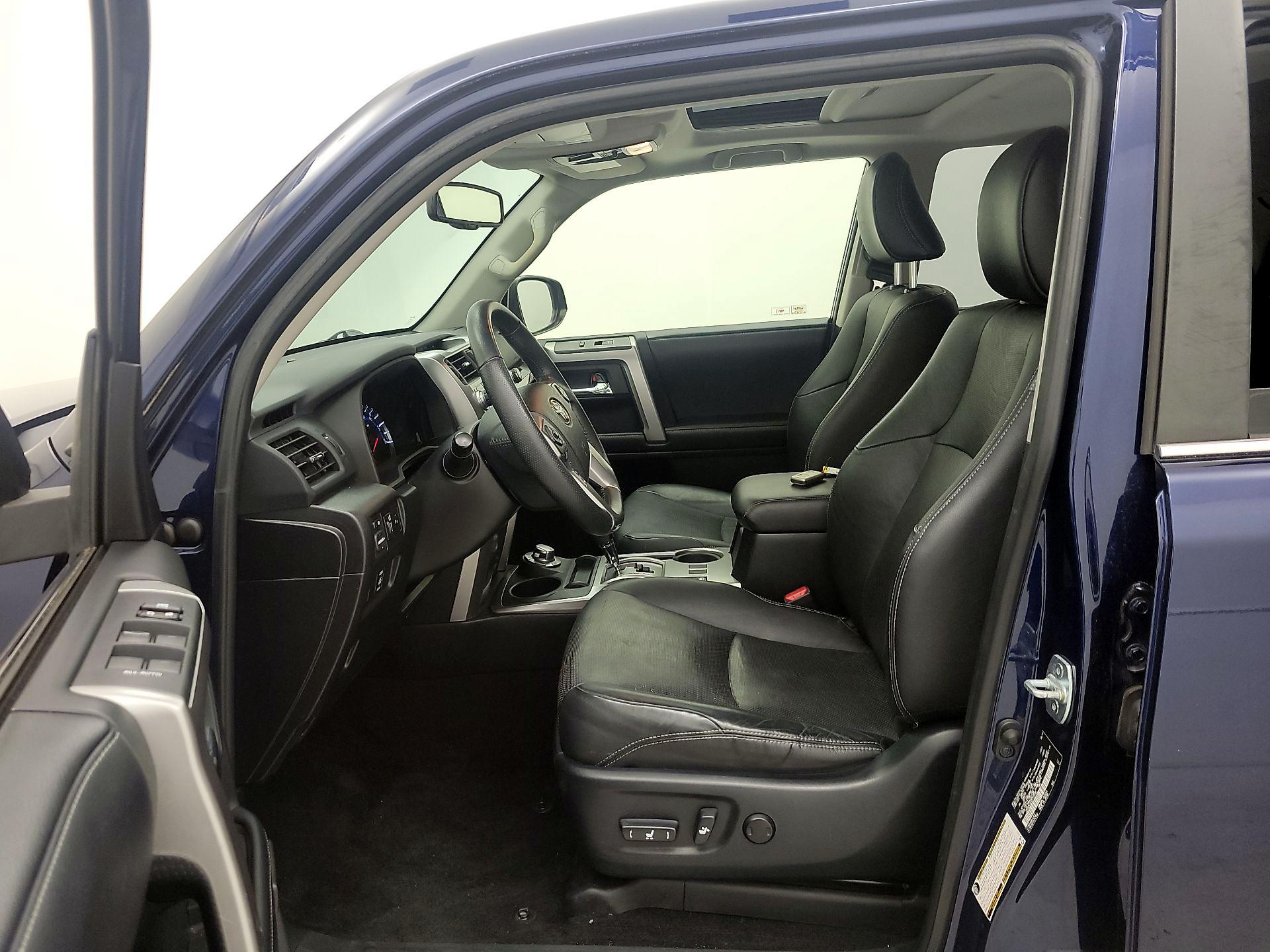 Thumbnail: 2016 Toyota 4Runner - 11