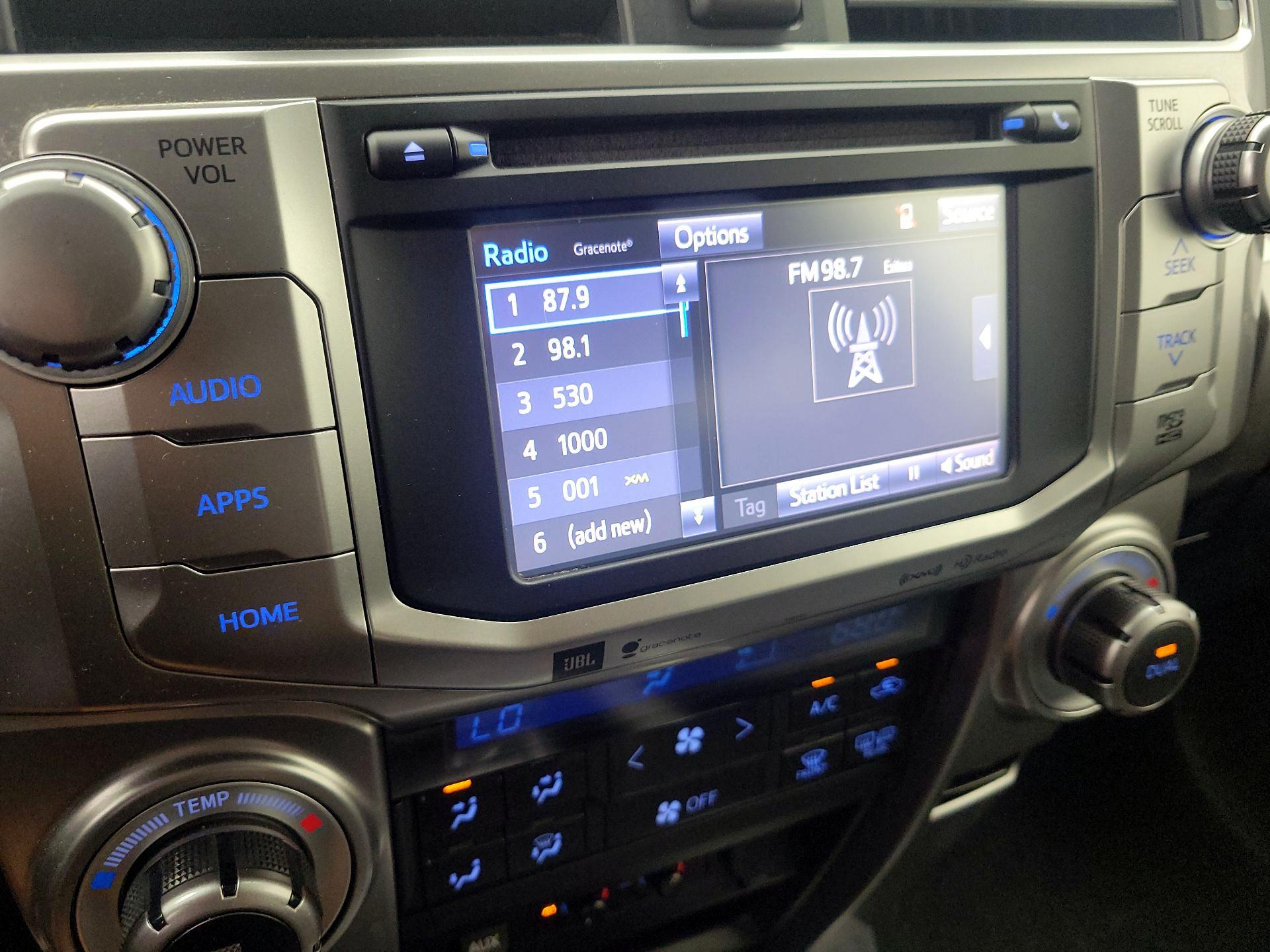 Thumbnail: 2016 Toyota 4Runner - 15