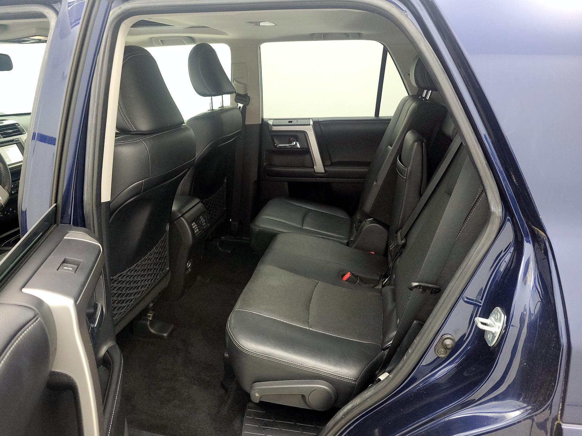 Thumbnail: 2016 Toyota 4Runner - 20