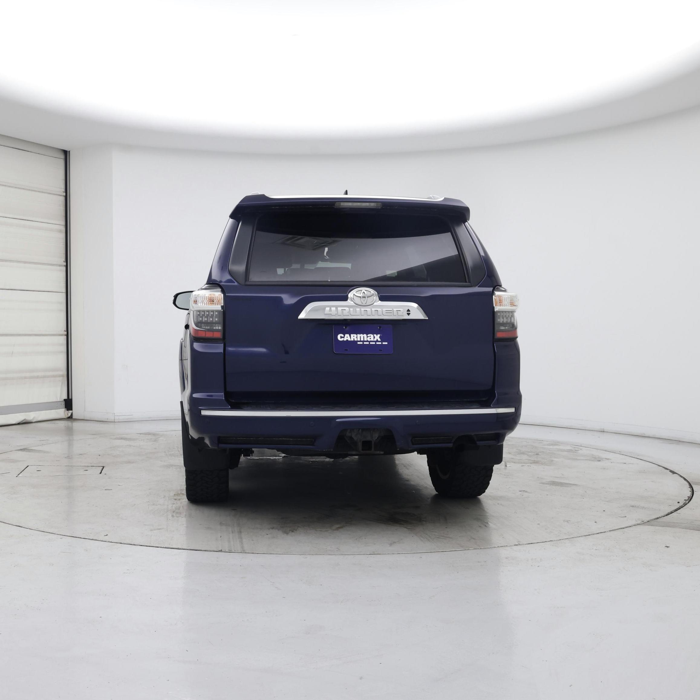 Thumbnail: 2016 Toyota 4Runner - 6