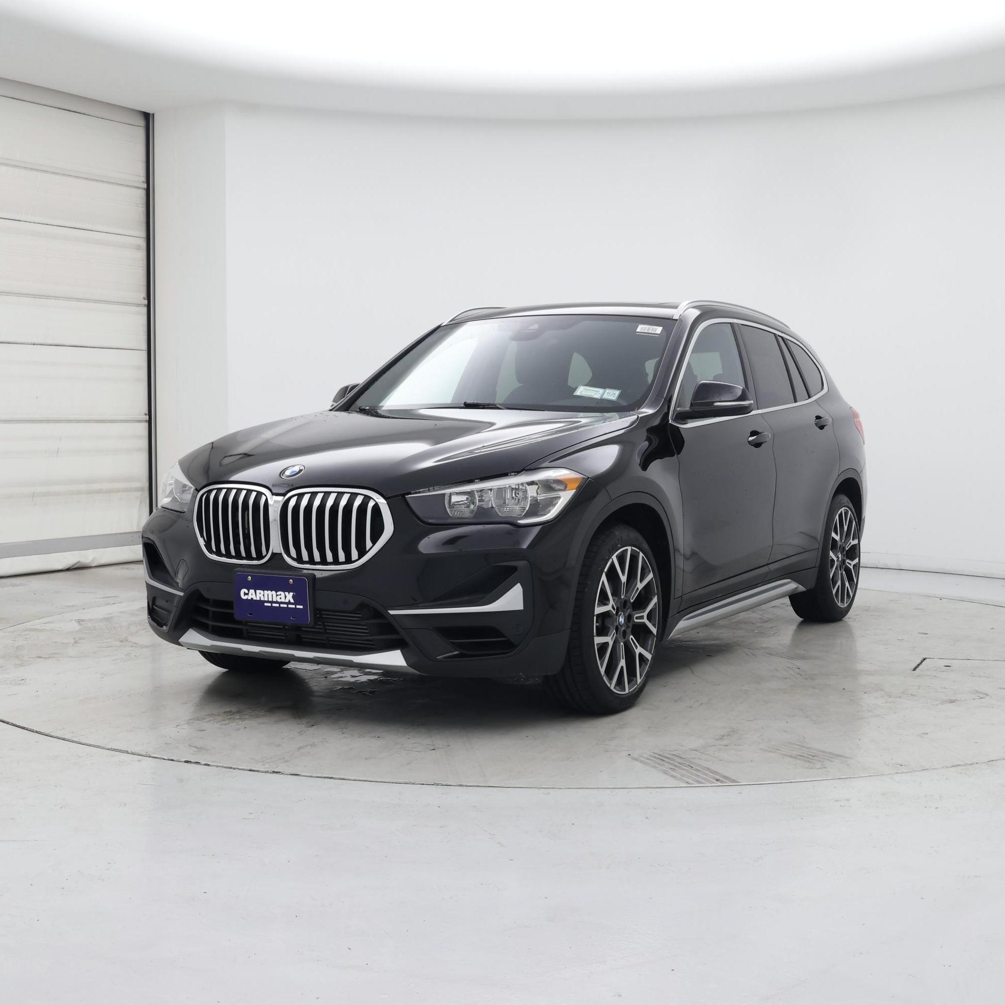 Thumbnail: 2021 BMW X1 - 4