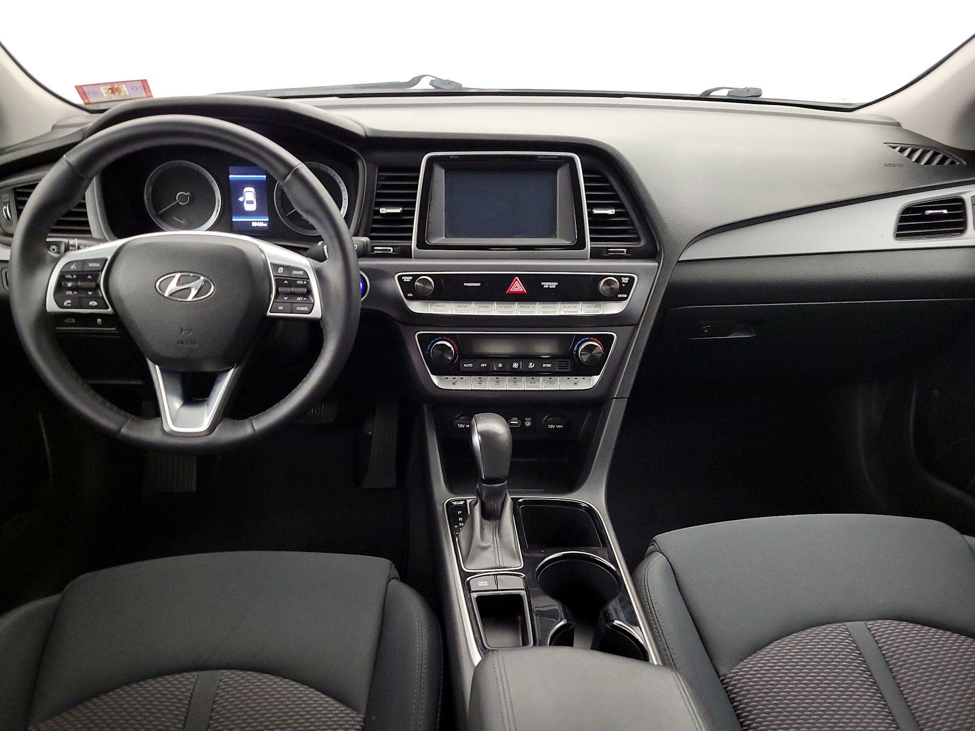 Thumbnail: 2019 Hyundai Sonata - 9