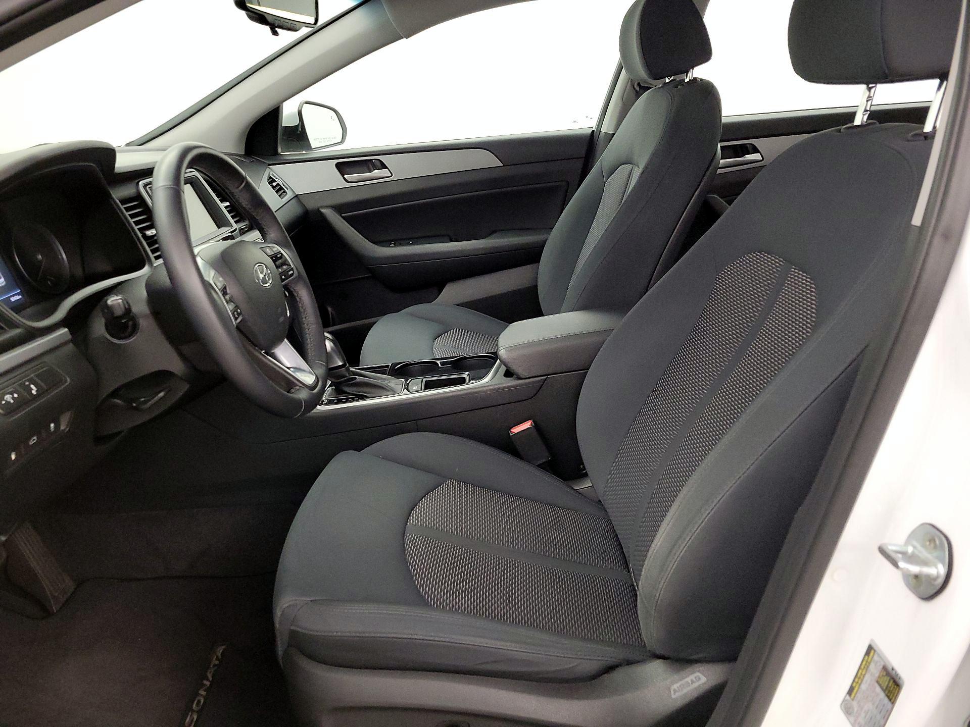 Thumbnail: 2019 Hyundai Sonata - 11