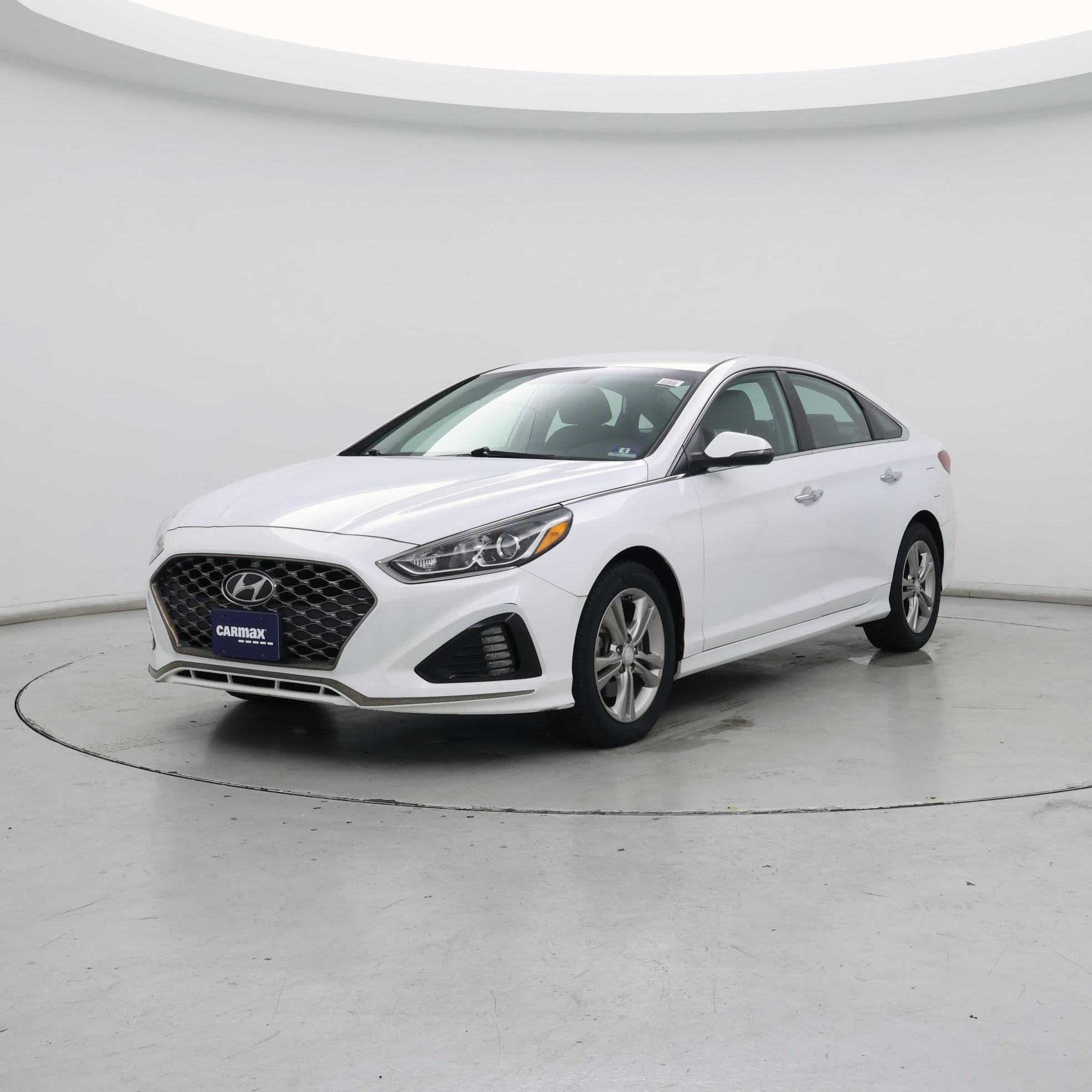 Thumbnail: 2019 Hyundai Sonata - 4