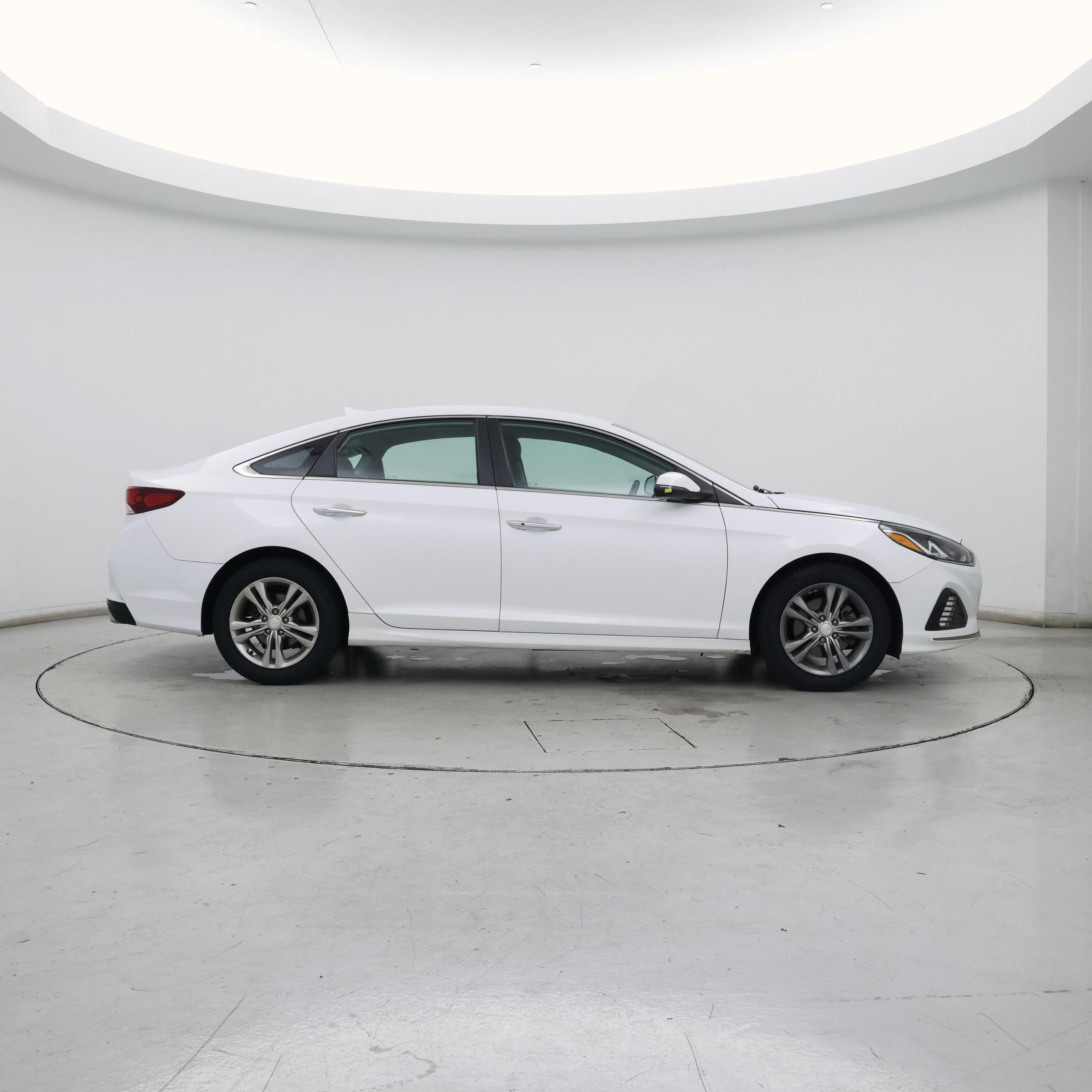 Thumbnail: 2019 Hyundai Sonata - 7