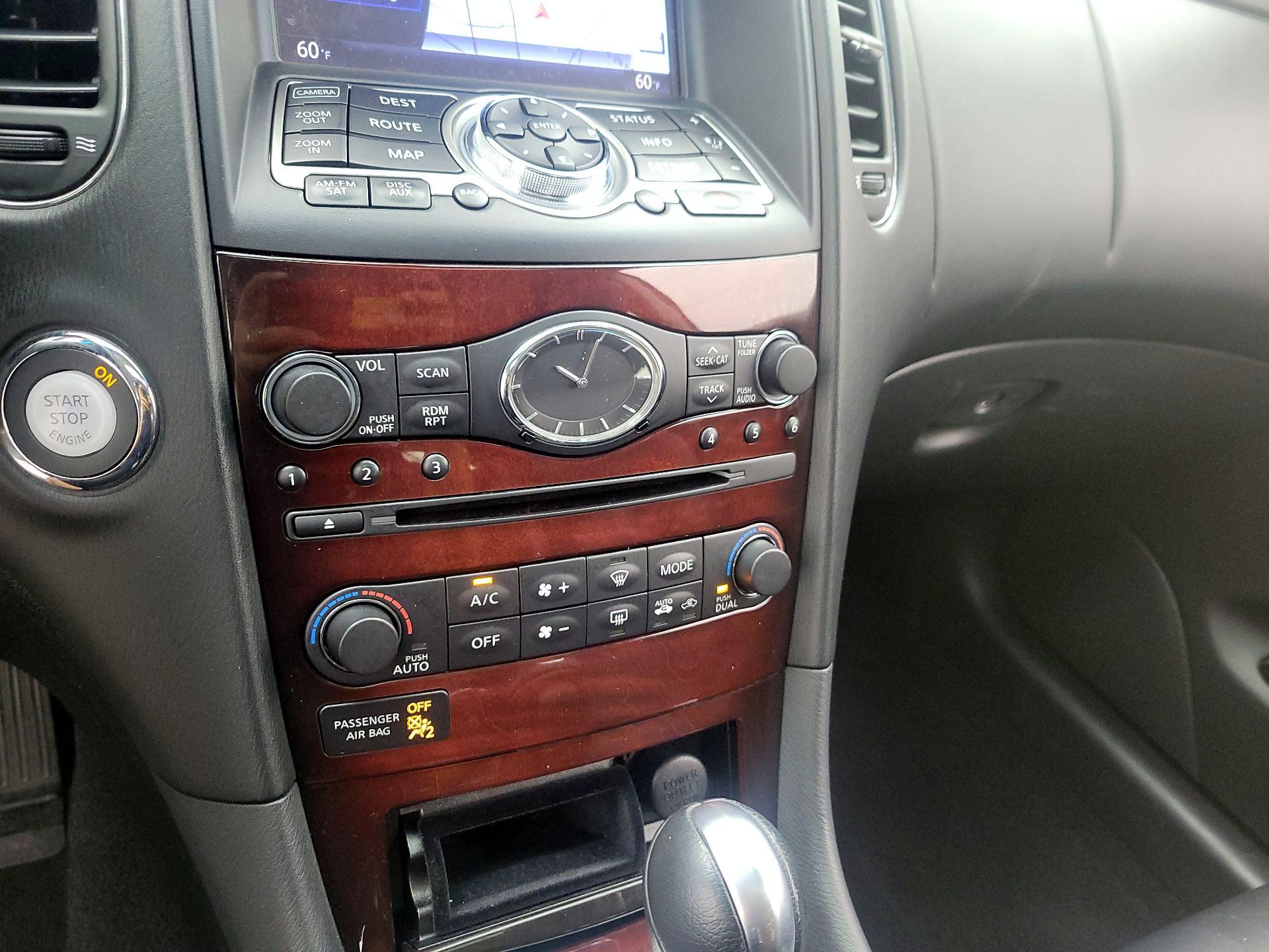 Thumbnail: 2016 INFINITI QX50 - 16