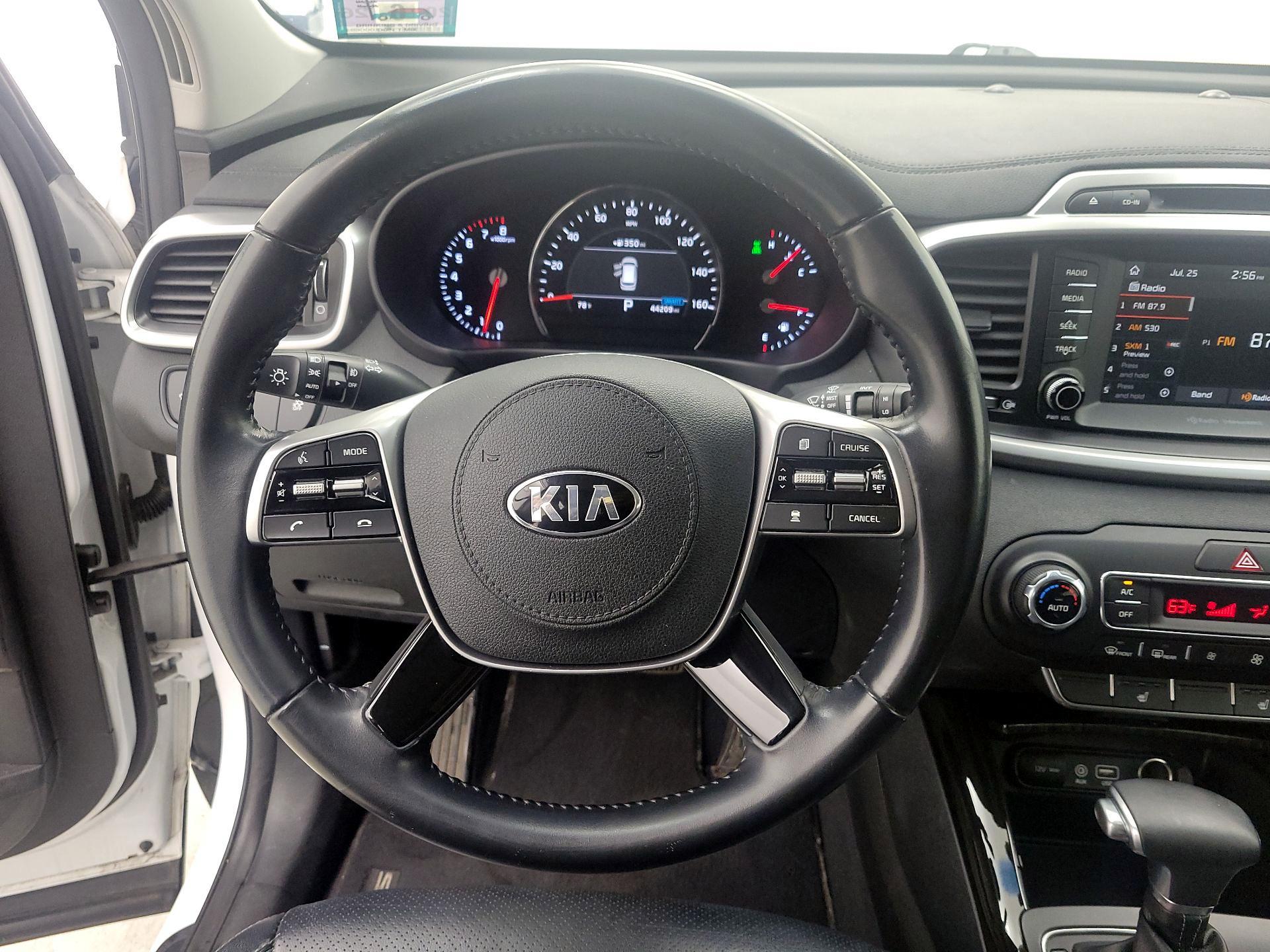 Thumbnail: 2019 Kia Sorento - 10