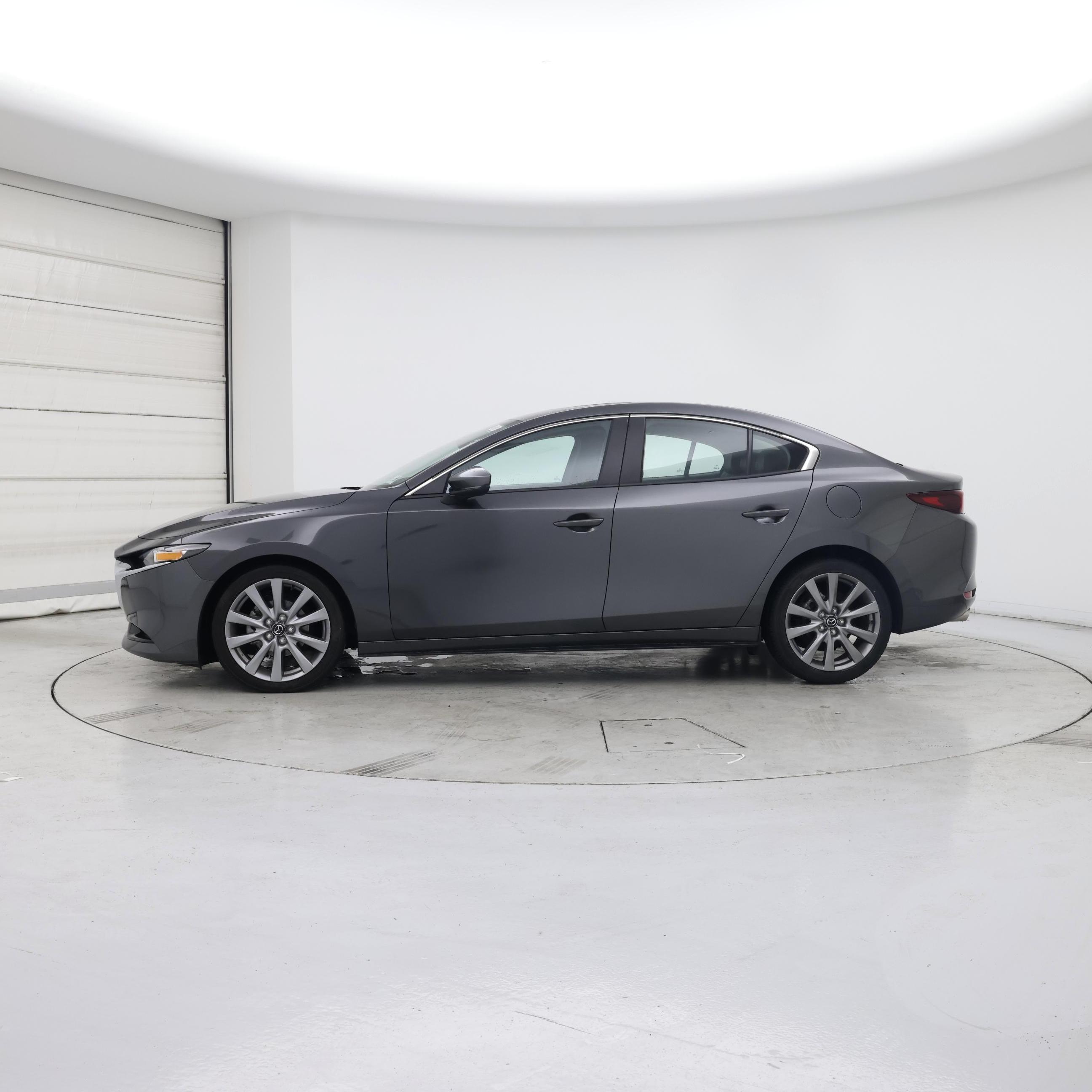 Thumbnail: 2022 Mazda Mazda3 - 3