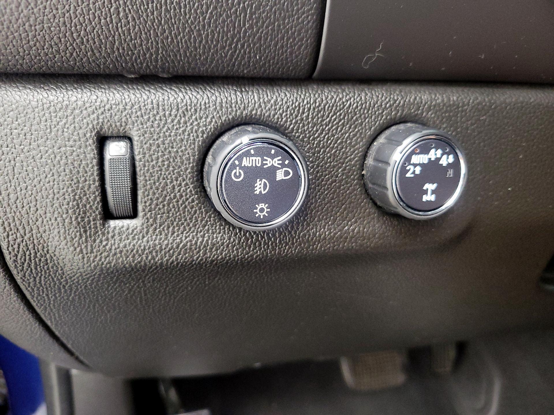 Thumbnail: 2019 Chevrolet Colorado - 13