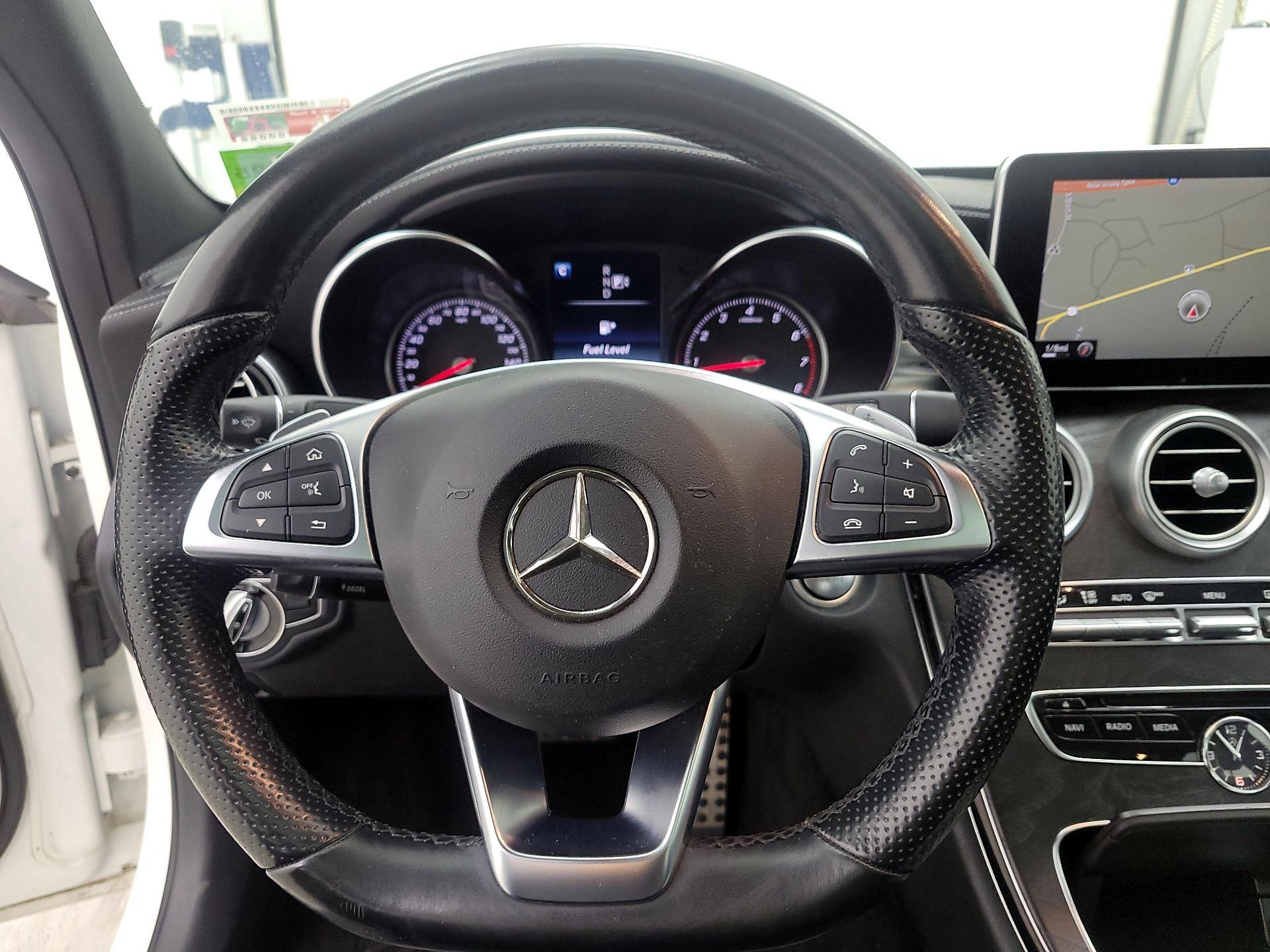 Thumbnail: 2015 Mercedes-Benz C-Class - 10