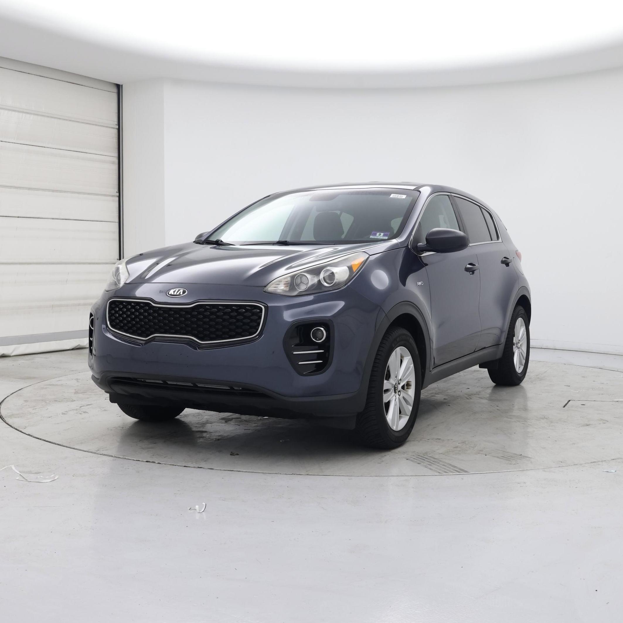 Thumbnail: 2017 Kia Sportage - 4