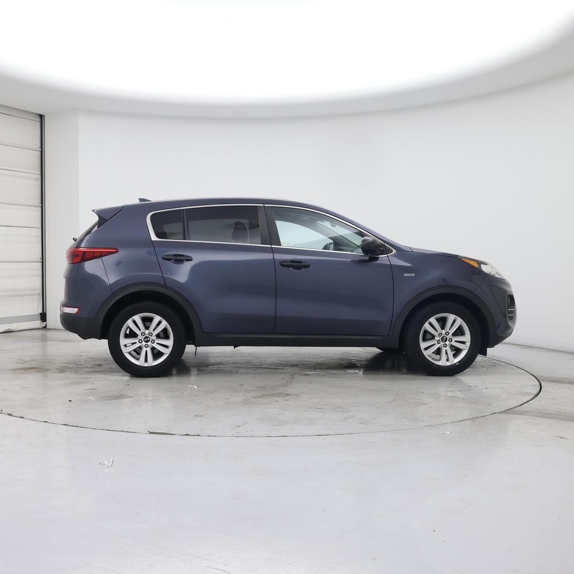 Thumbnail: 2017 Kia Sportage - 7
