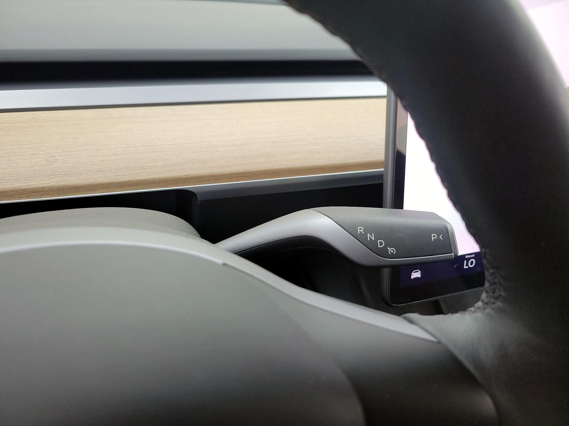 Thumbnail: 2023 Tesla Model 3 - 17