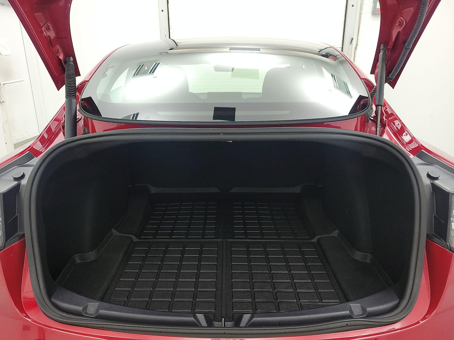 Thumbnail: 2023 Tesla Model 3 - 20