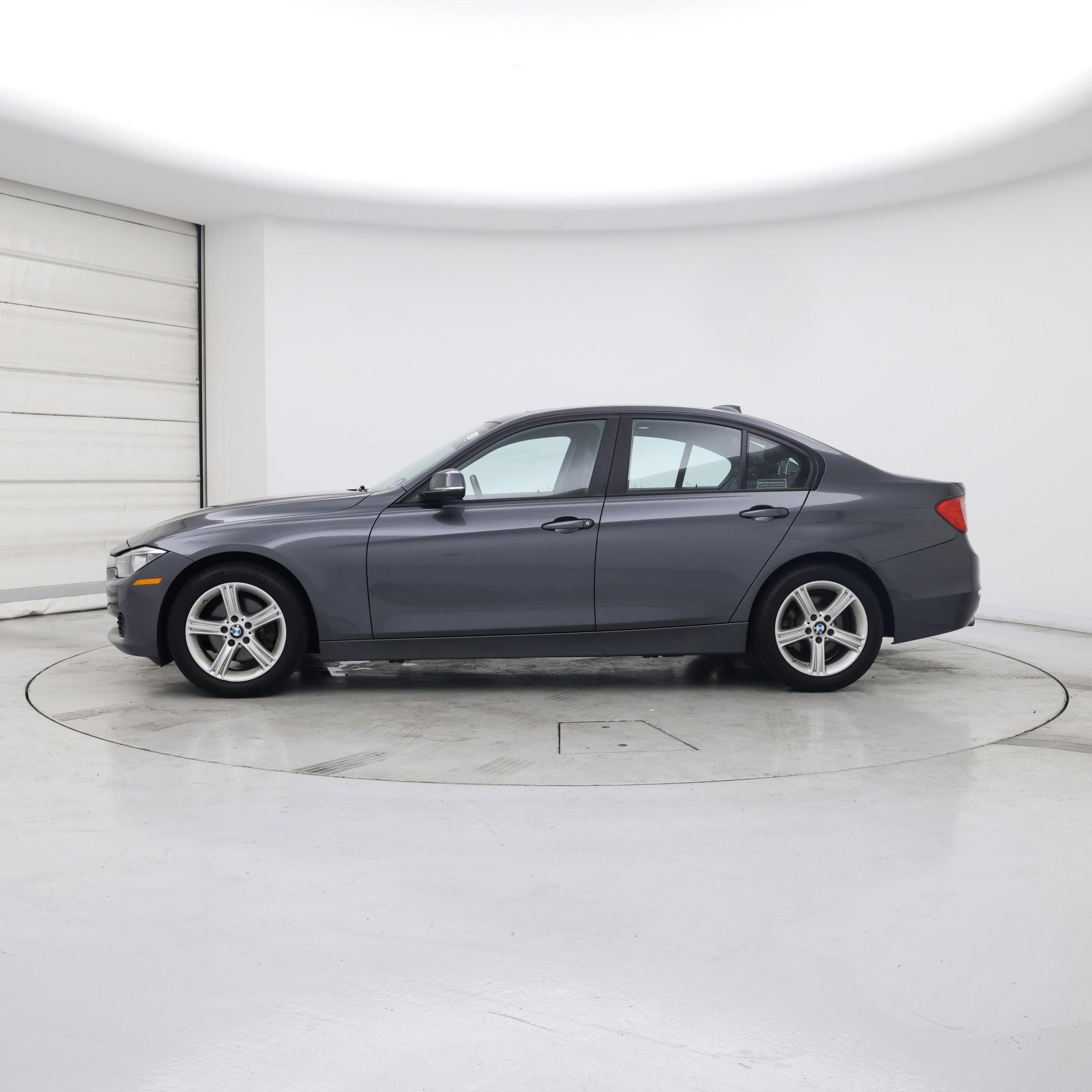 Thumbnail: 2015 BMW 3 Series - 3
