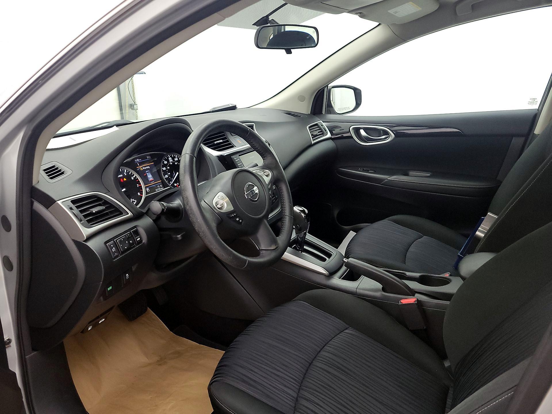 Thumbnail: 2019 Nissan Sentra - 11