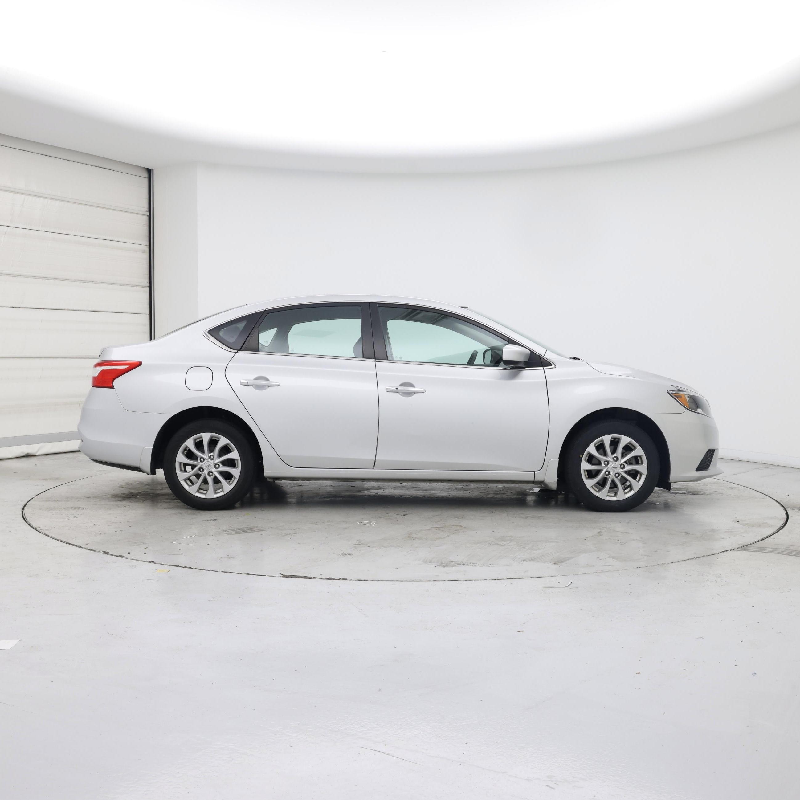 Thumbnail: 2019 Nissan Sentra - 7