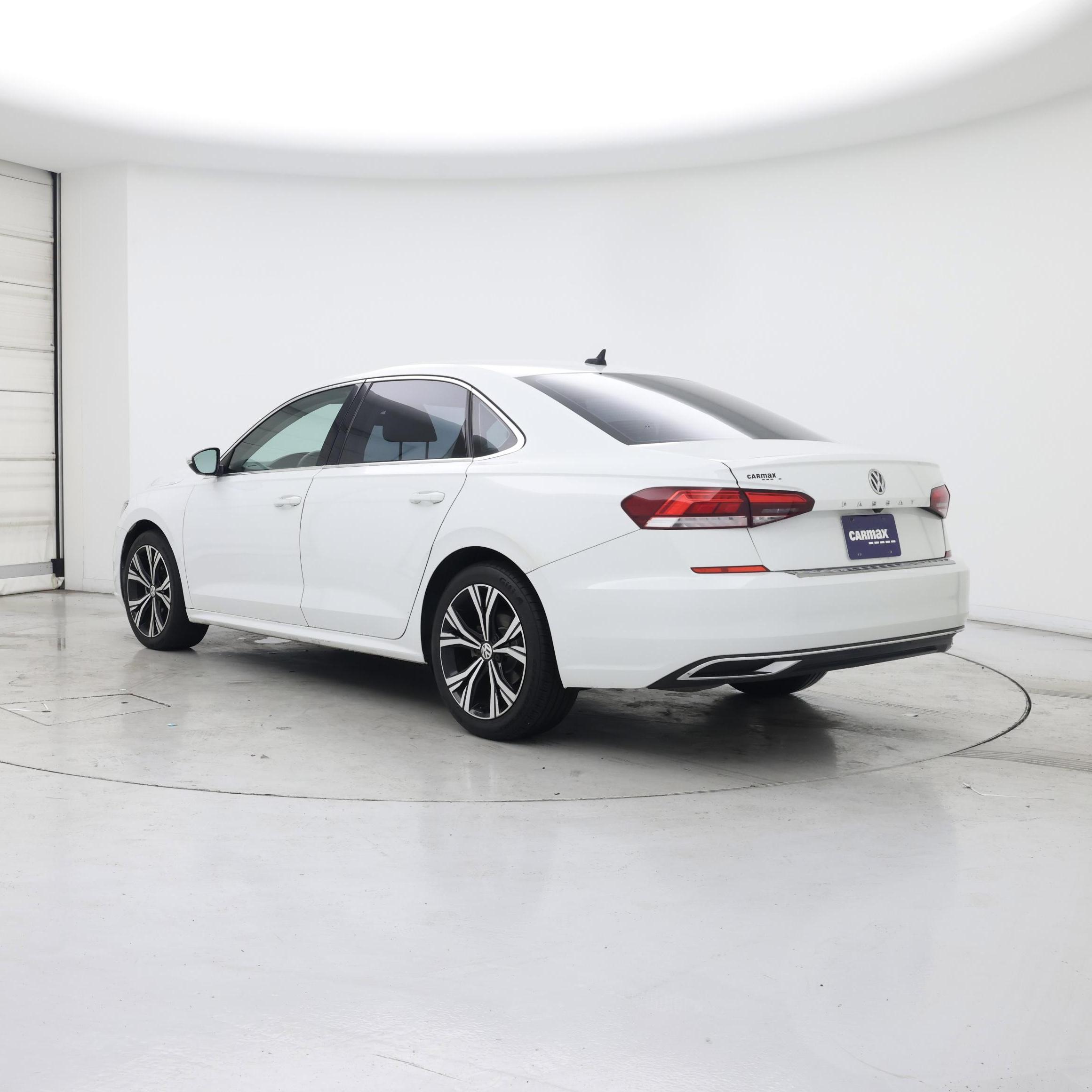 Thumbnail: 2021 Volkswagen Passat - 2