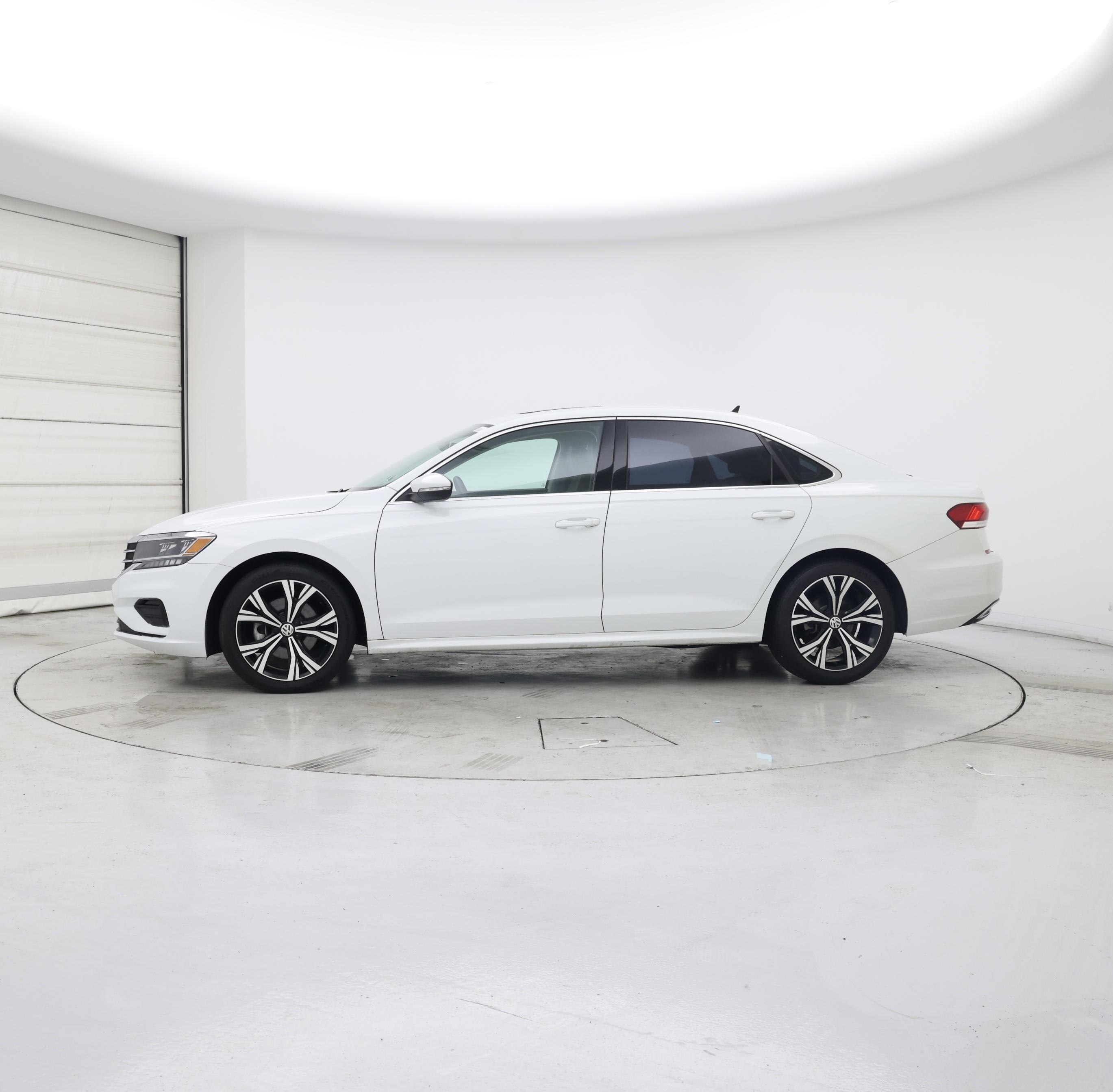 Thumbnail: 2021 Volkswagen Passat - 3
