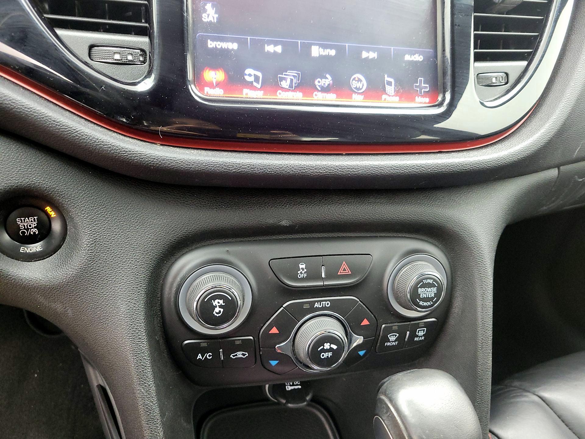 Thumbnail: 2015 Dodge Dart - 16