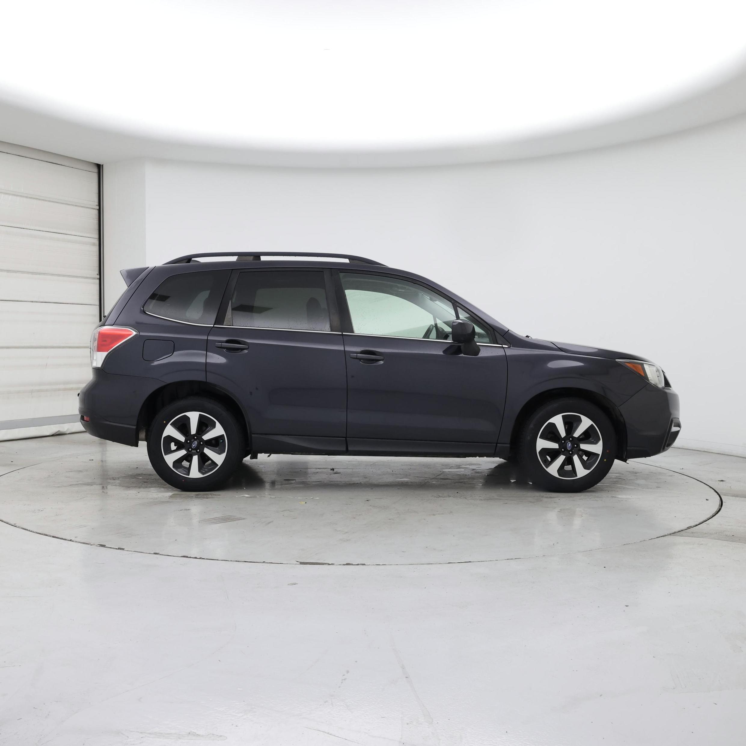 Thumbnail: 2017 Subaru Forester - 7