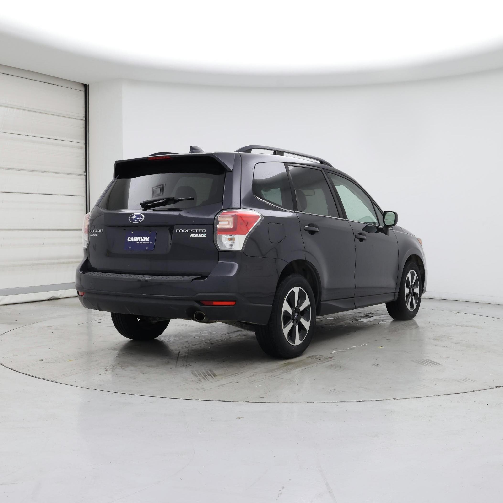 Thumbnail: 2017 Subaru Forester - 8
