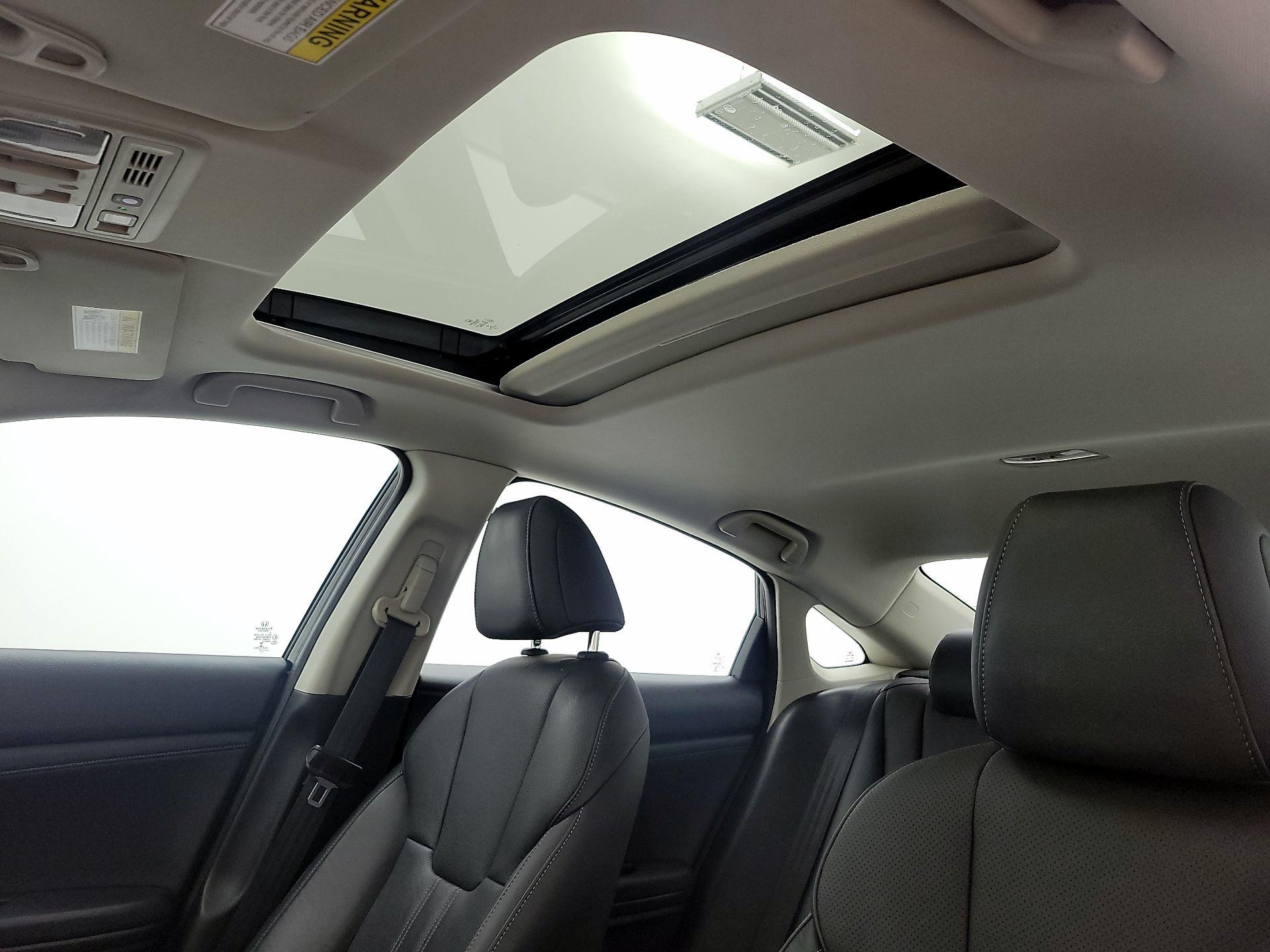 Thumbnail: 2019 Honda Insight - 20