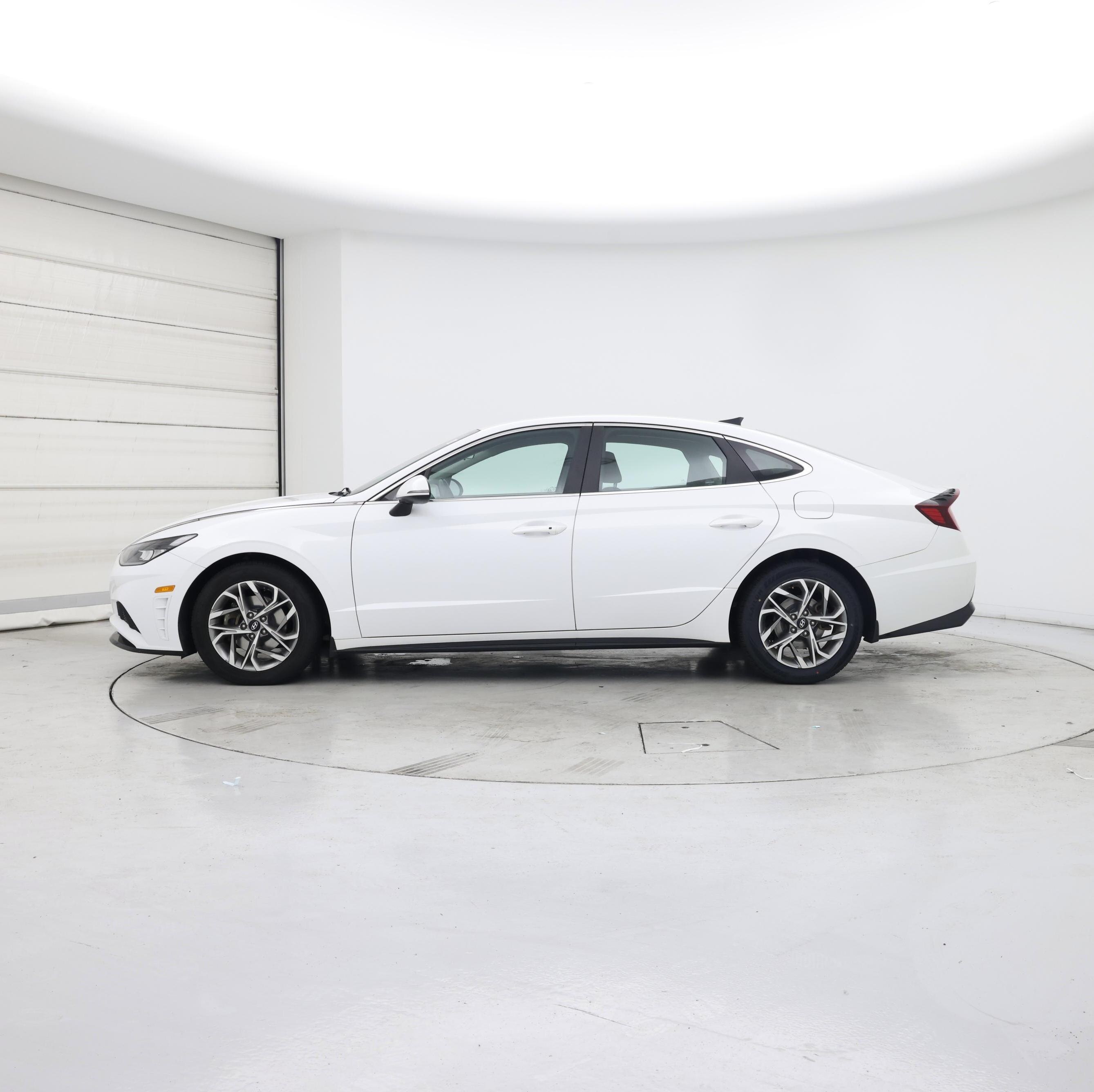 Thumbnail: 2021 Hyundai Sonata - 3