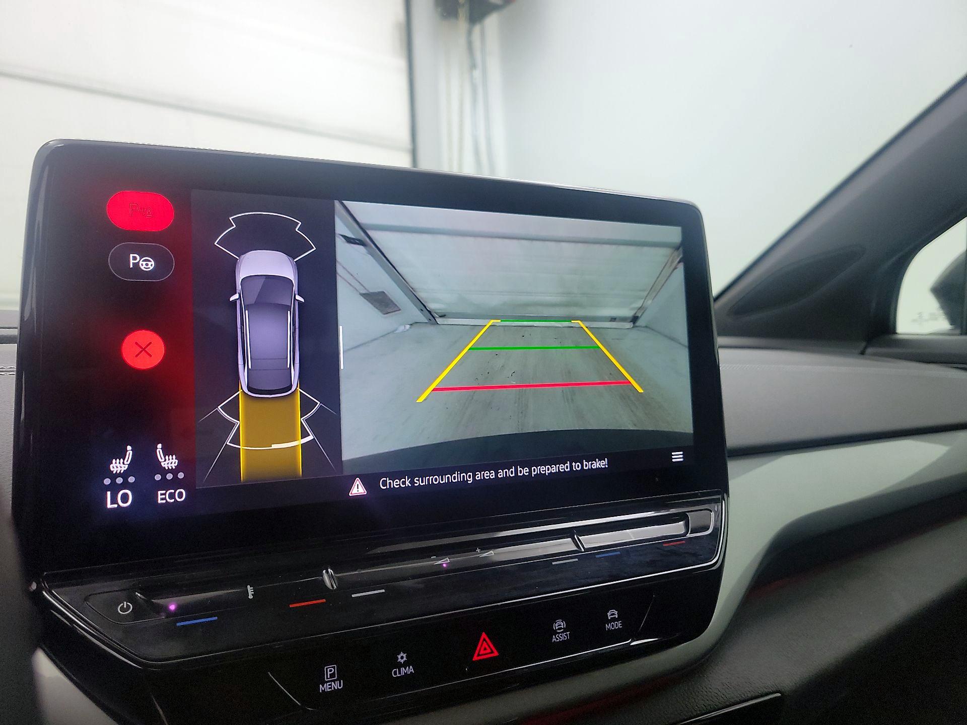 Thumbnail: 2023 Volkswagen ID.4 - 13