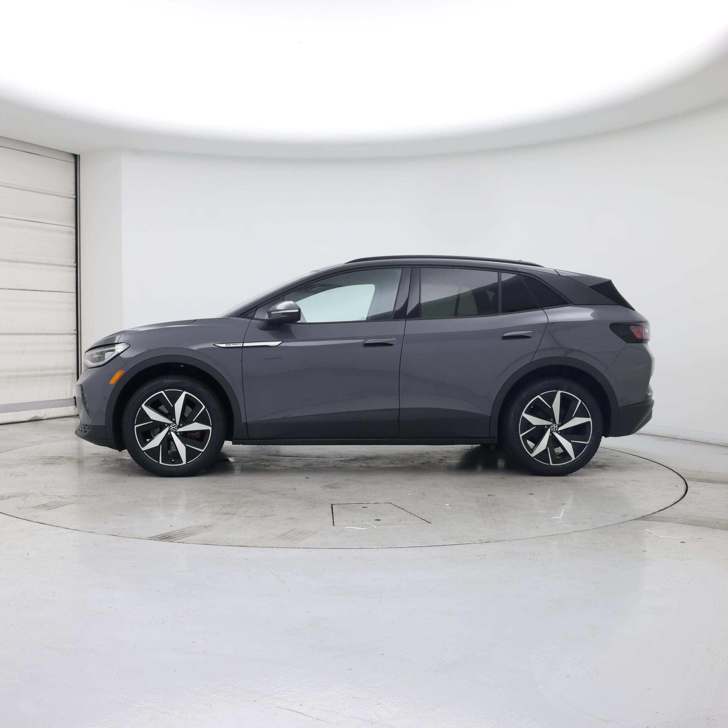 Thumbnail: 2023 Volkswagen ID.4 - 3