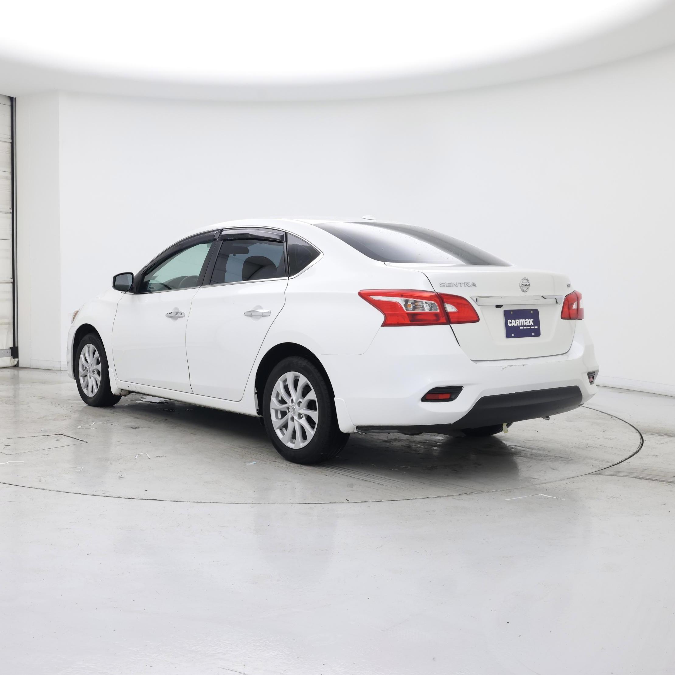 Thumbnail: 2019 Nissan Sentra - 2