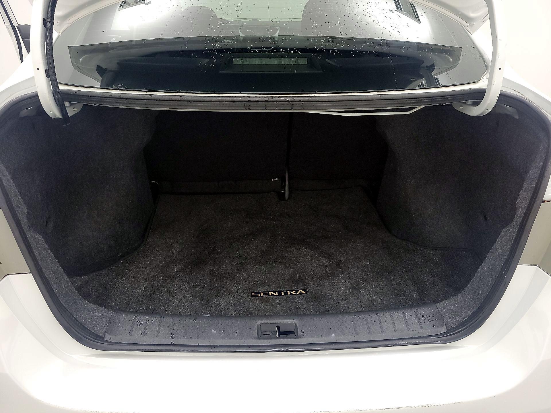 Thumbnail: 2019 Nissan Sentra - 20