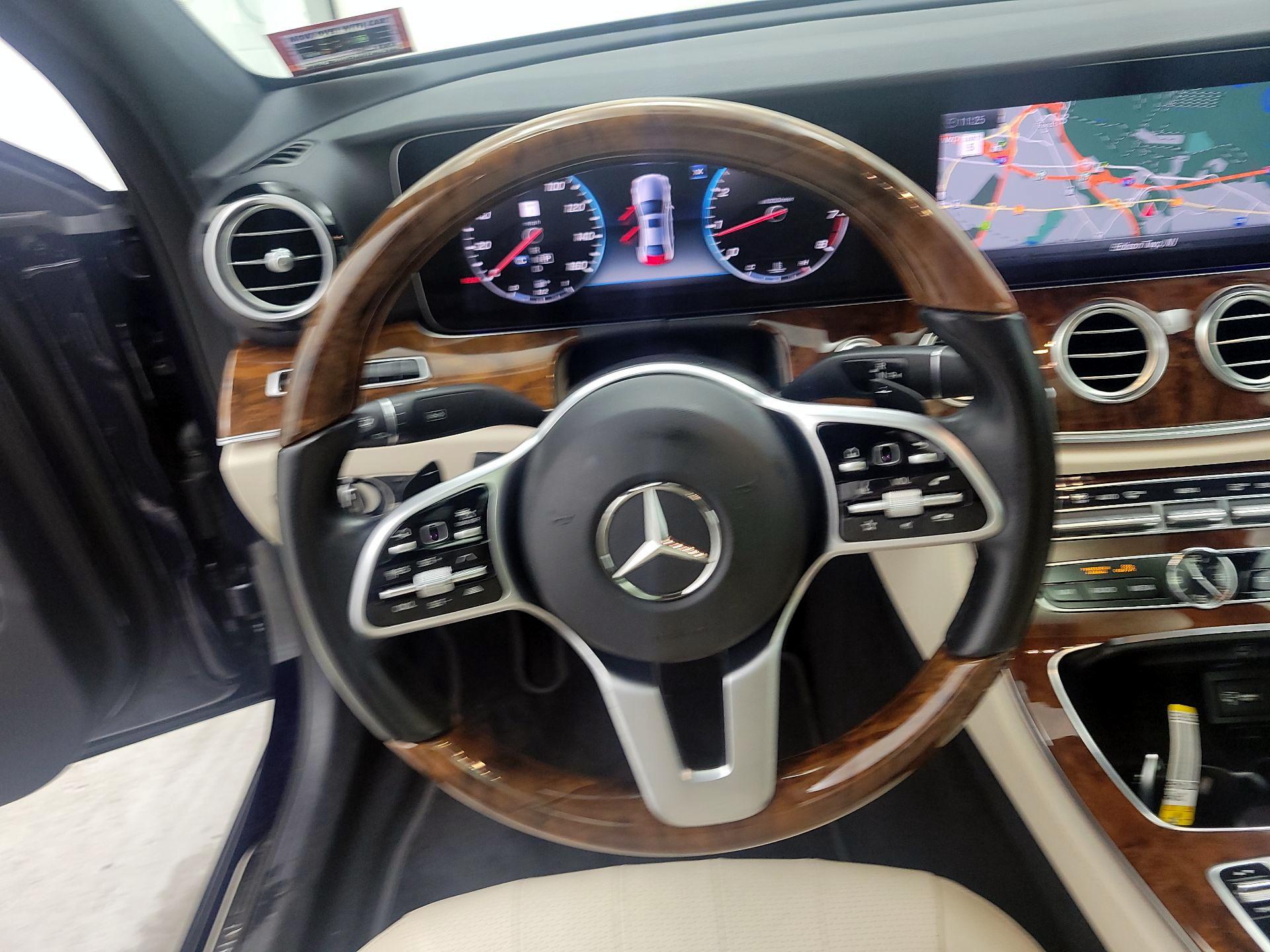 Thumbnail: 2019 Mercedes-Benz E-Class - 10