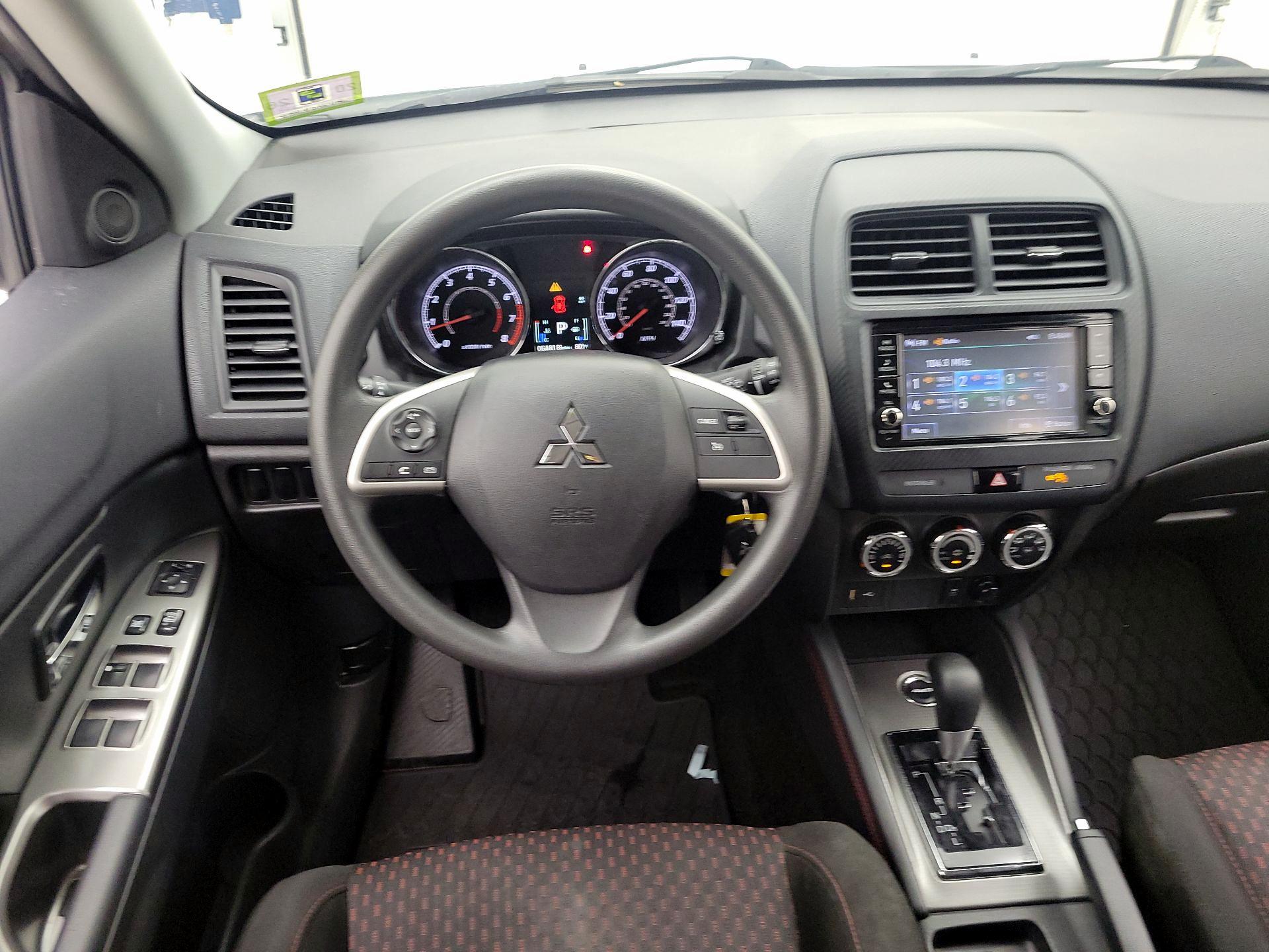 Thumbnail: 2019 Mitsubishi Outlander Sport - 10