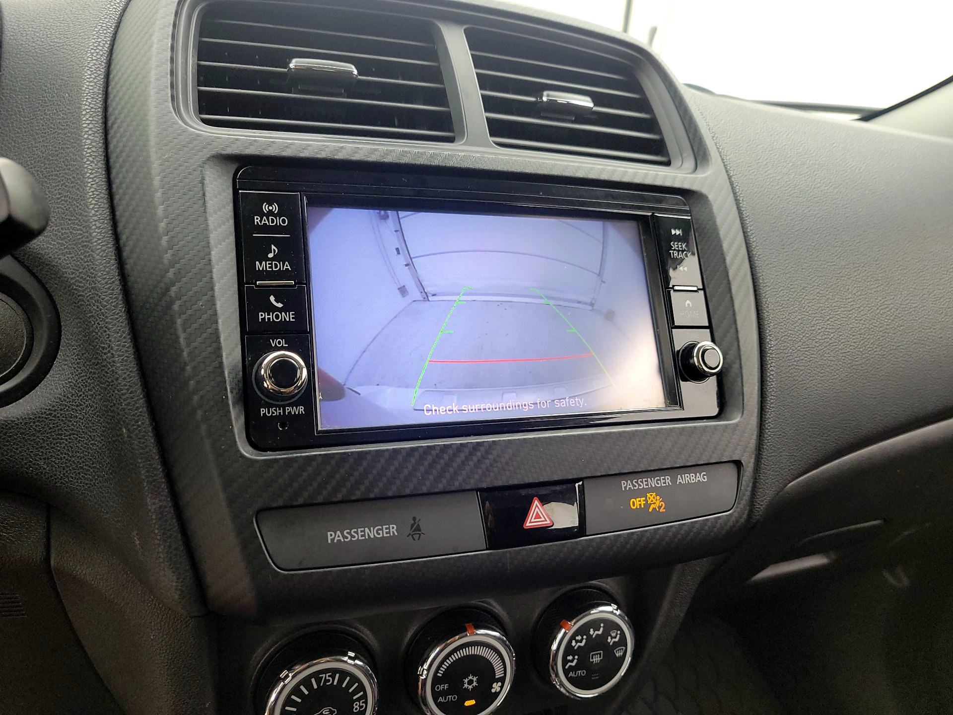 Thumbnail: 2019 Mitsubishi Outlander Sport - 14