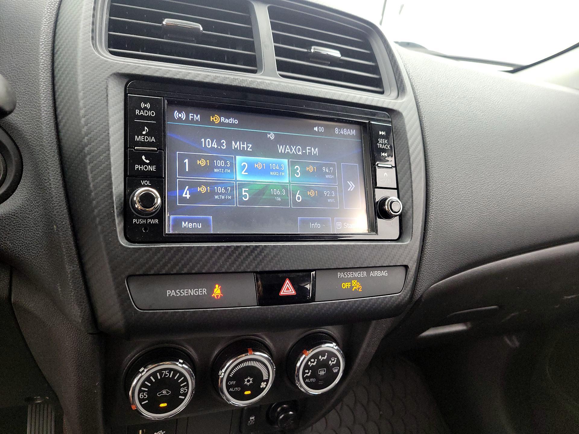 Thumbnail: 2019 Mitsubishi Outlander Sport - 16