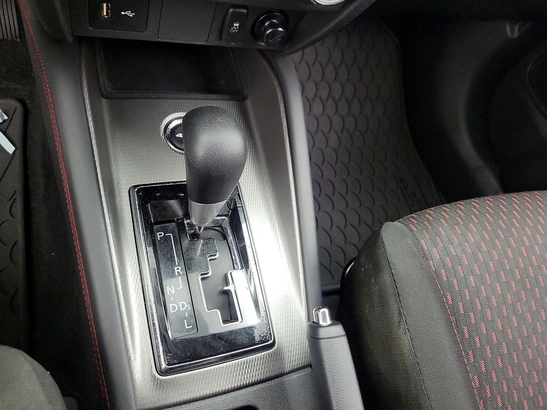 Thumbnail: 2019 Mitsubishi Outlander Sport - 17