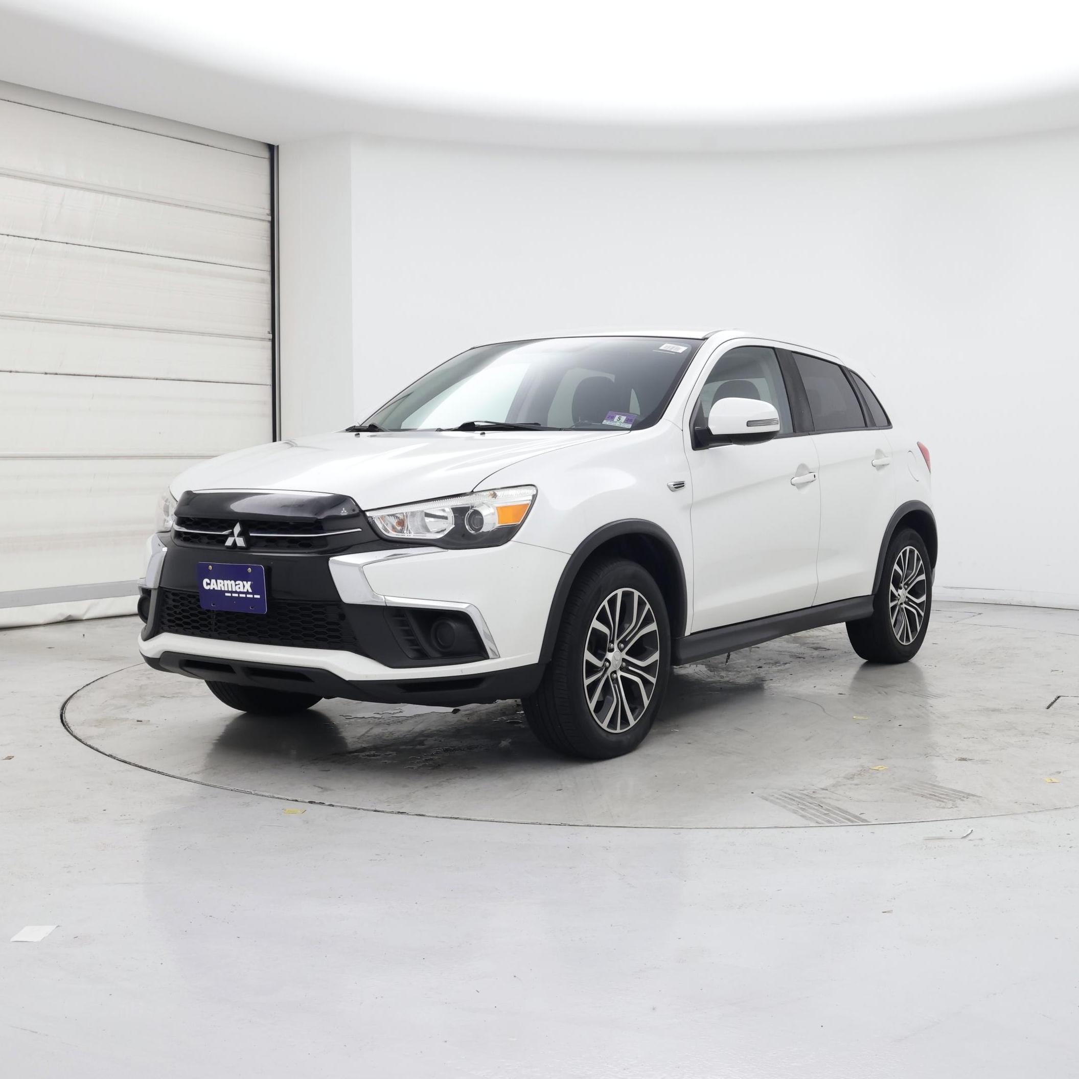 Thumbnail: 2019 Mitsubishi Outlander Sport - 4