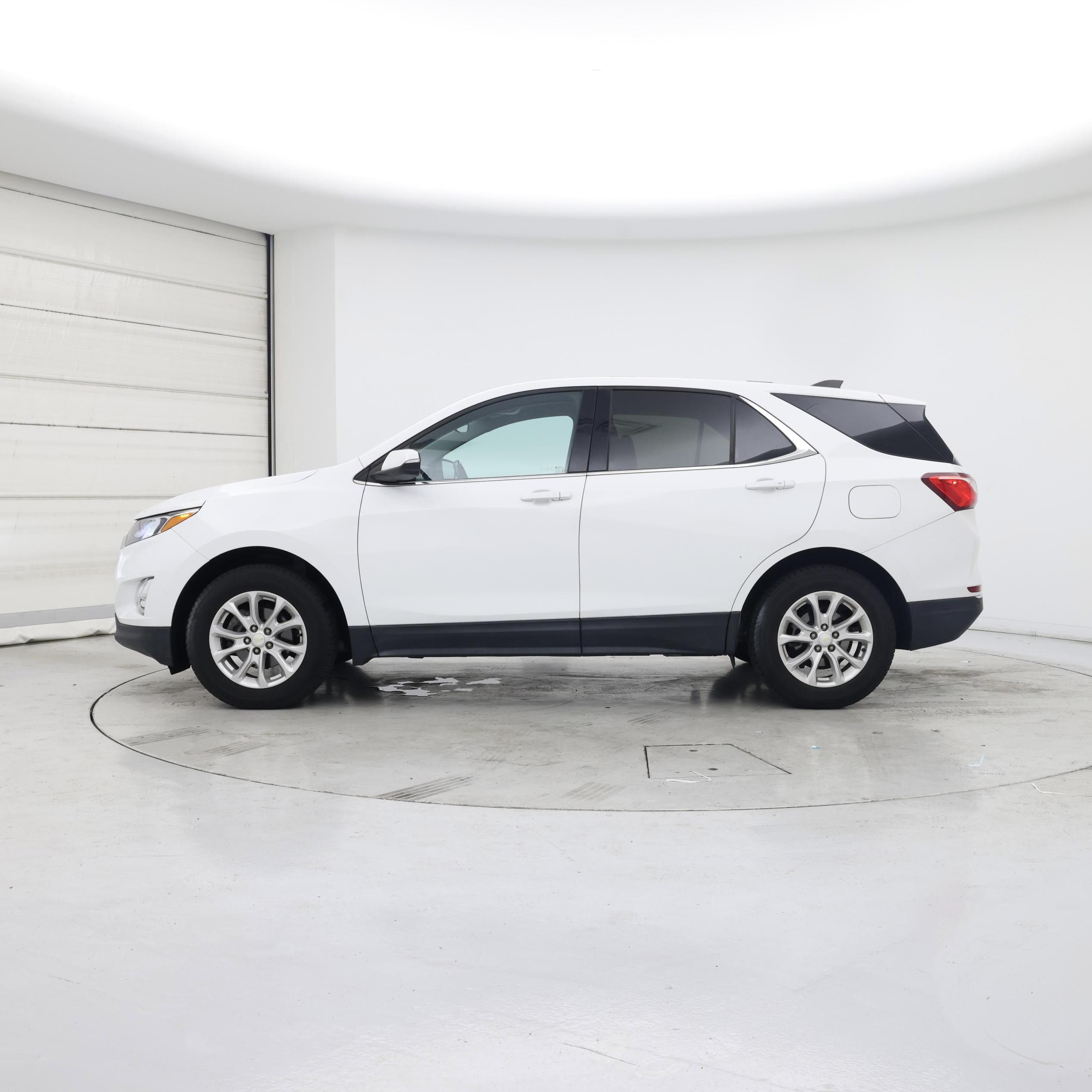 Thumbnail: 2018 Chevrolet Equinox - 3