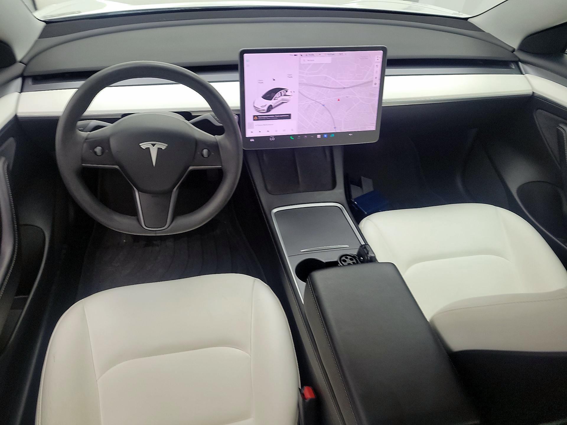 Thumbnail: 2021 Tesla Model 3 - 9