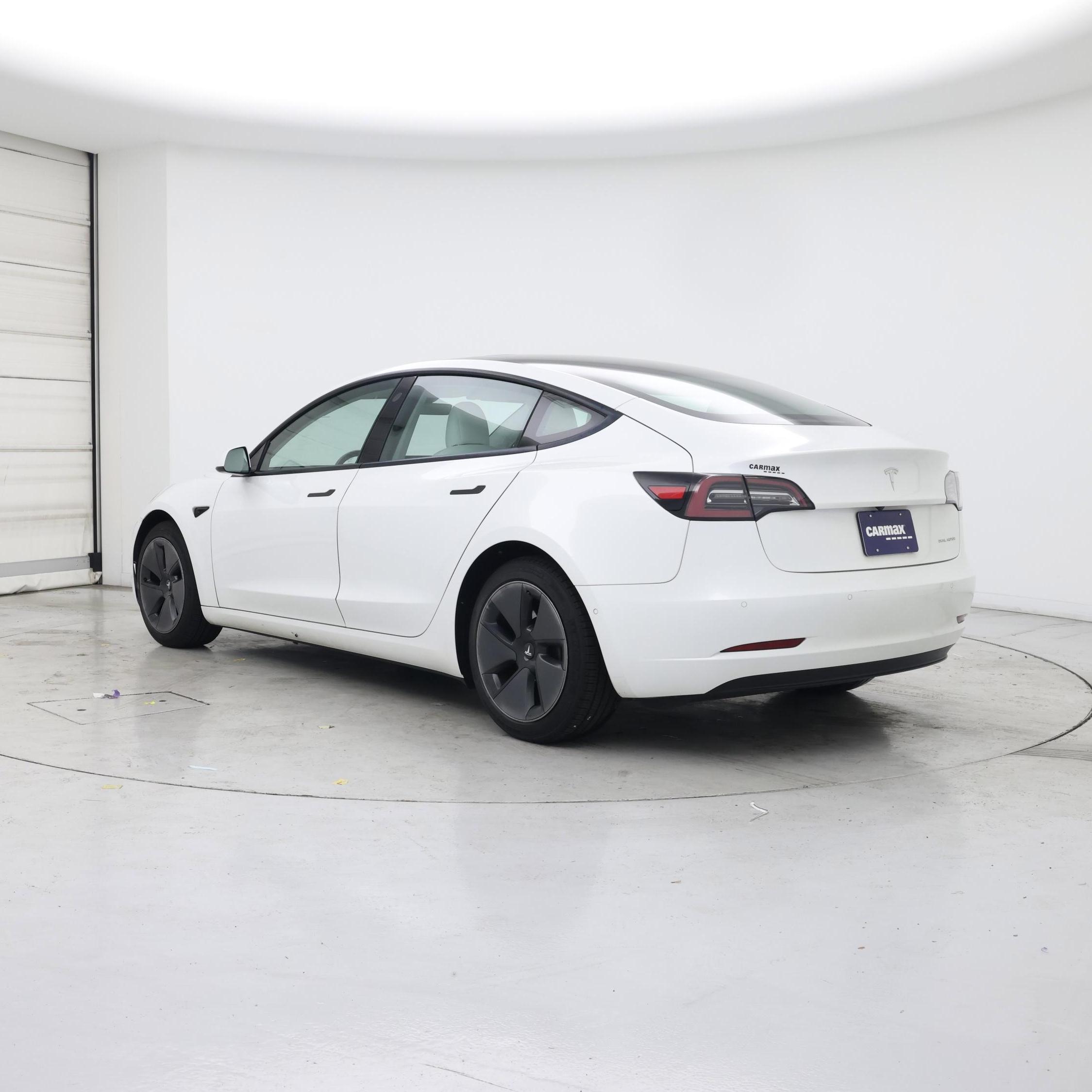 Thumbnail: 2021 Tesla Model 3 - 2