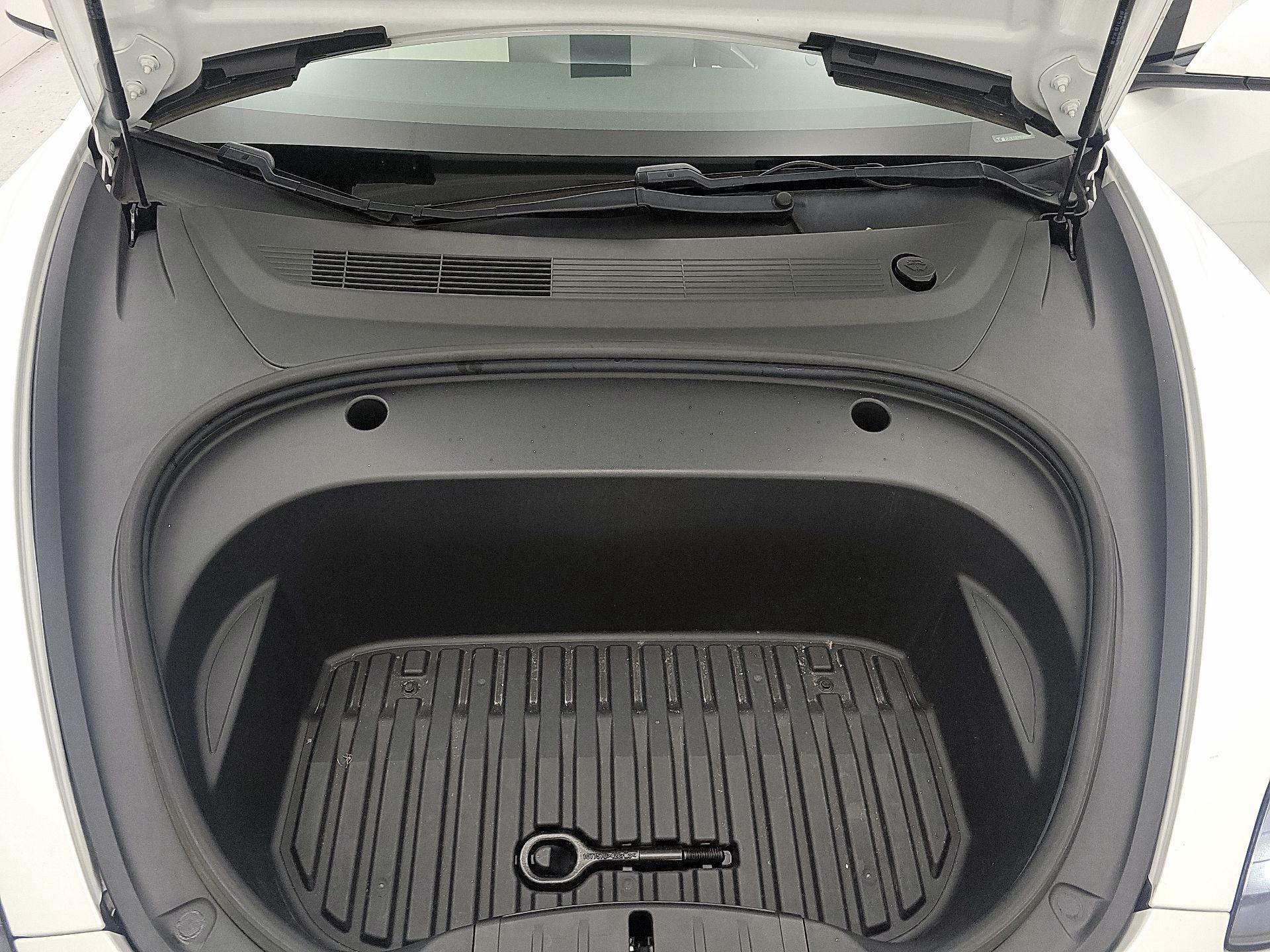 Thumbnail: 2021 Tesla Model 3 - 20